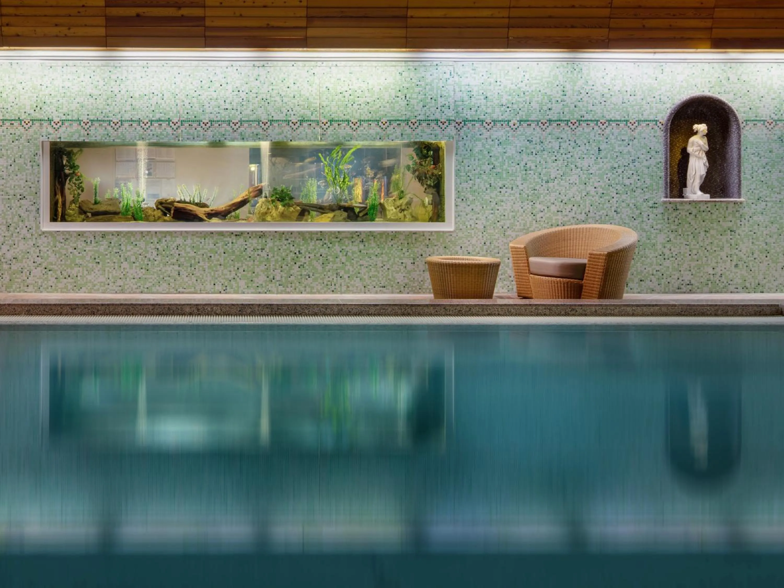 Hot Spring Bath in Hotel Carbona Thermal Spa