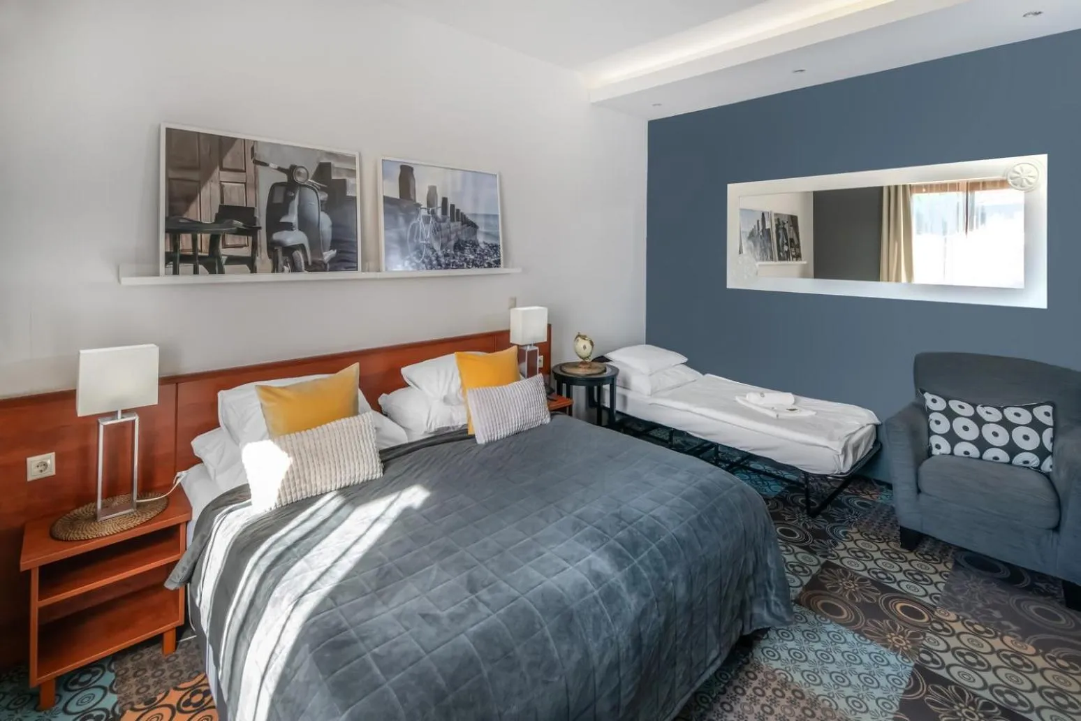 Photo of the whole room, Bed in Budapest Airport Hotel Stáció Wellness & Konferencia