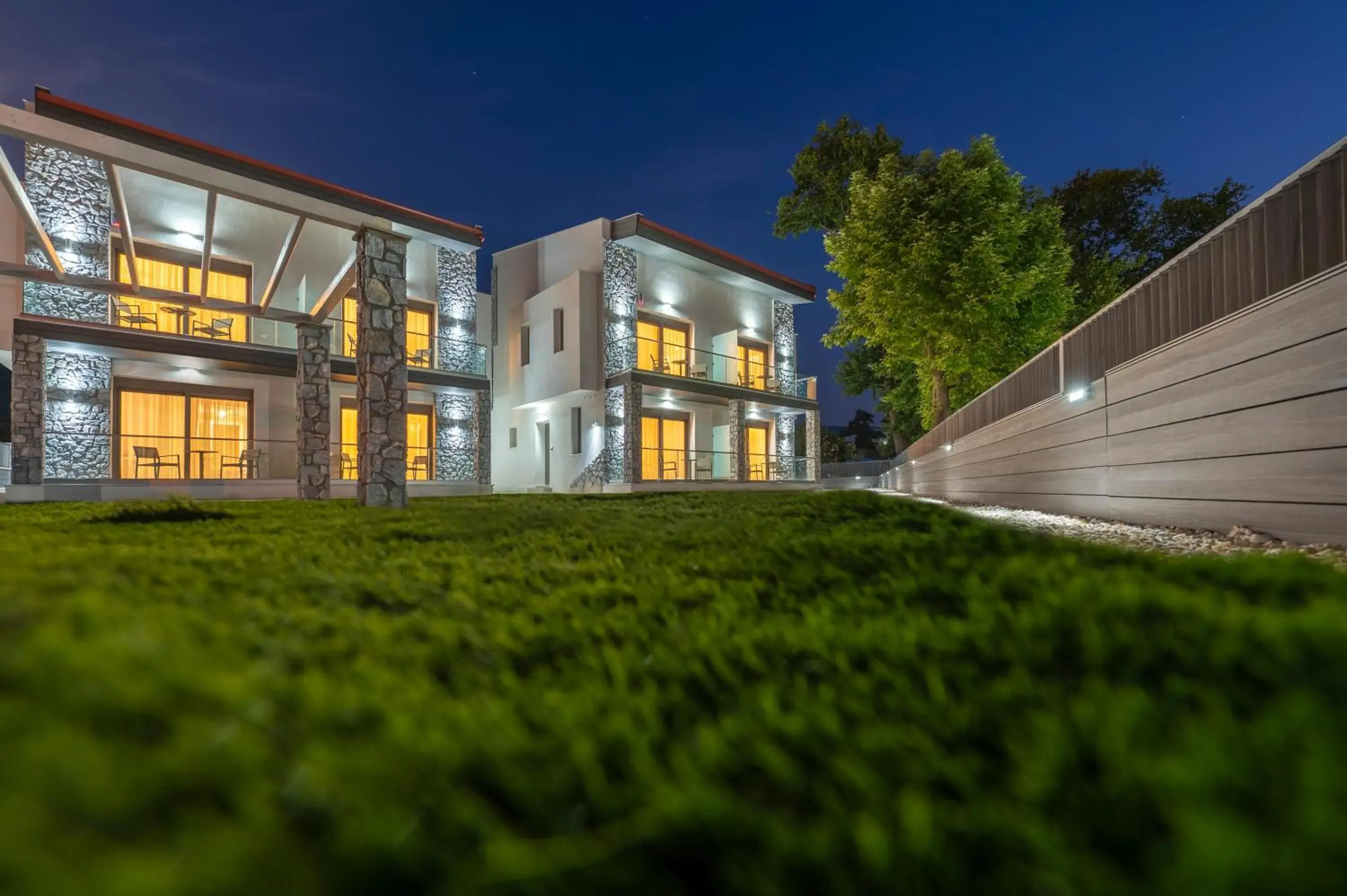 ALPE LUXURY ACCOMMODATION Penelope Collection ALPE LUXURY ACCOMMODATION Penelope Collection
