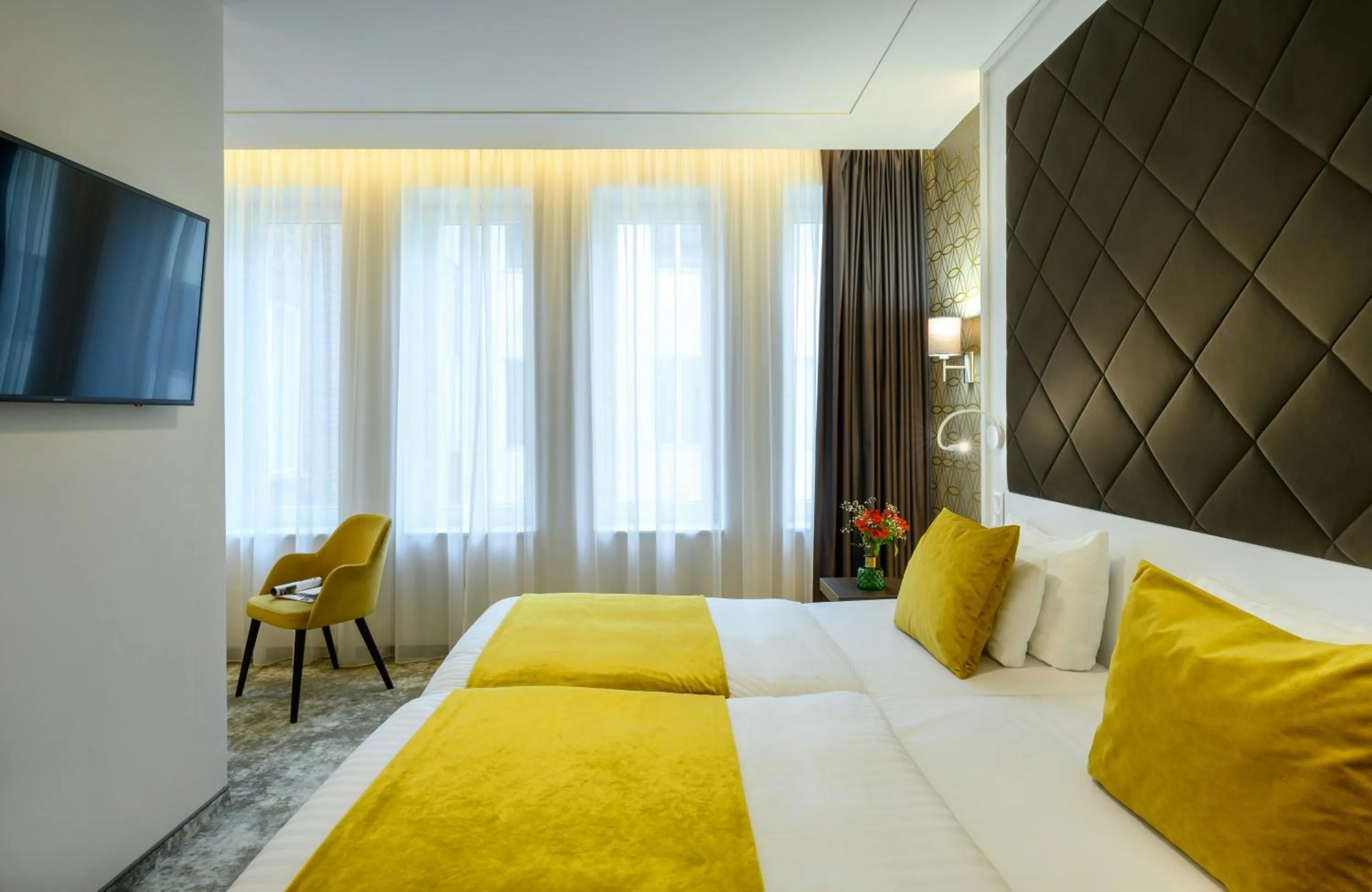 Photo of the whole room, Bed in Leonardo Boutique Hotel Budapest M-Square