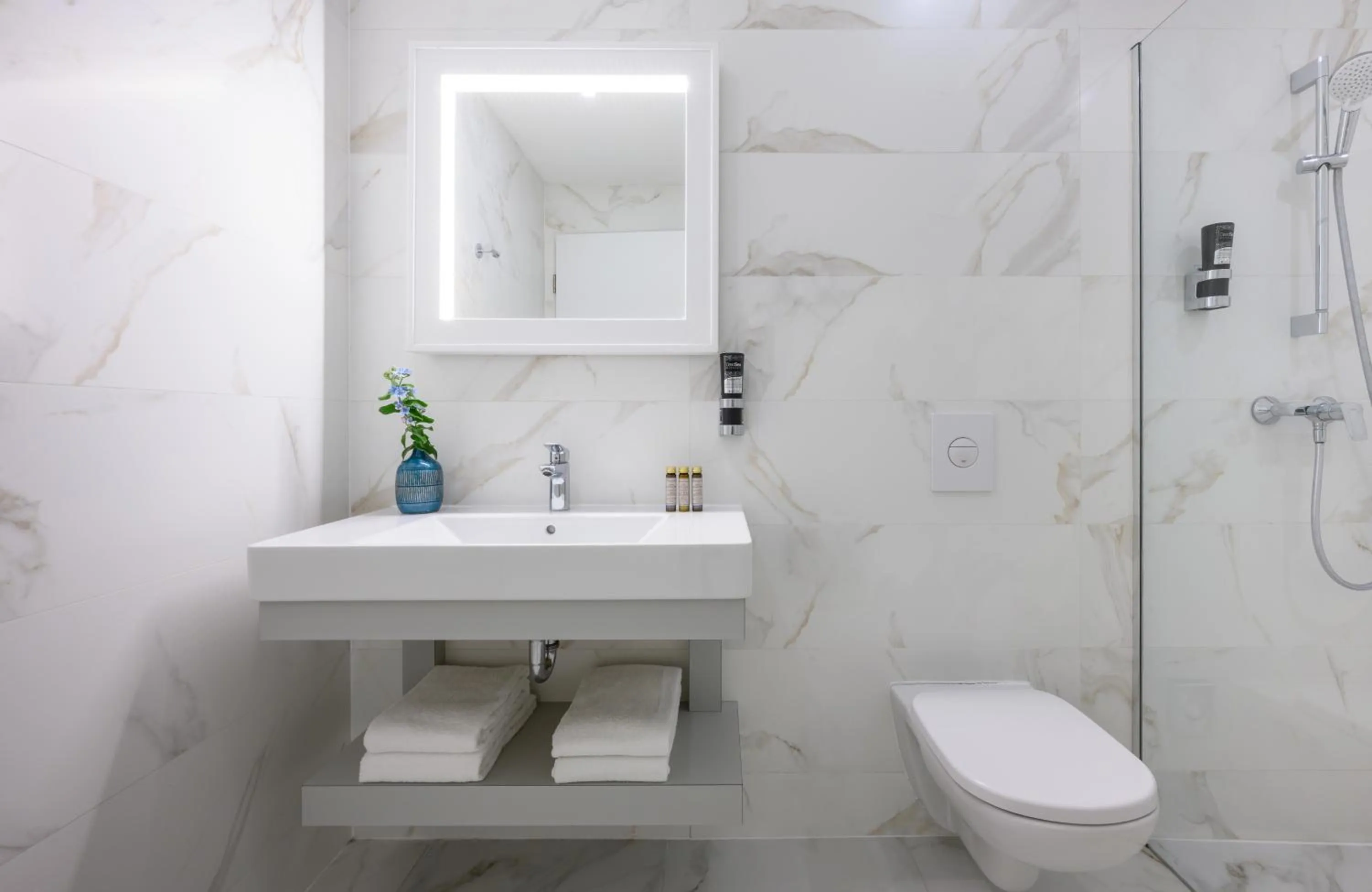 Bathroom in Leonardo Boutique Hotel Budapest M-Square