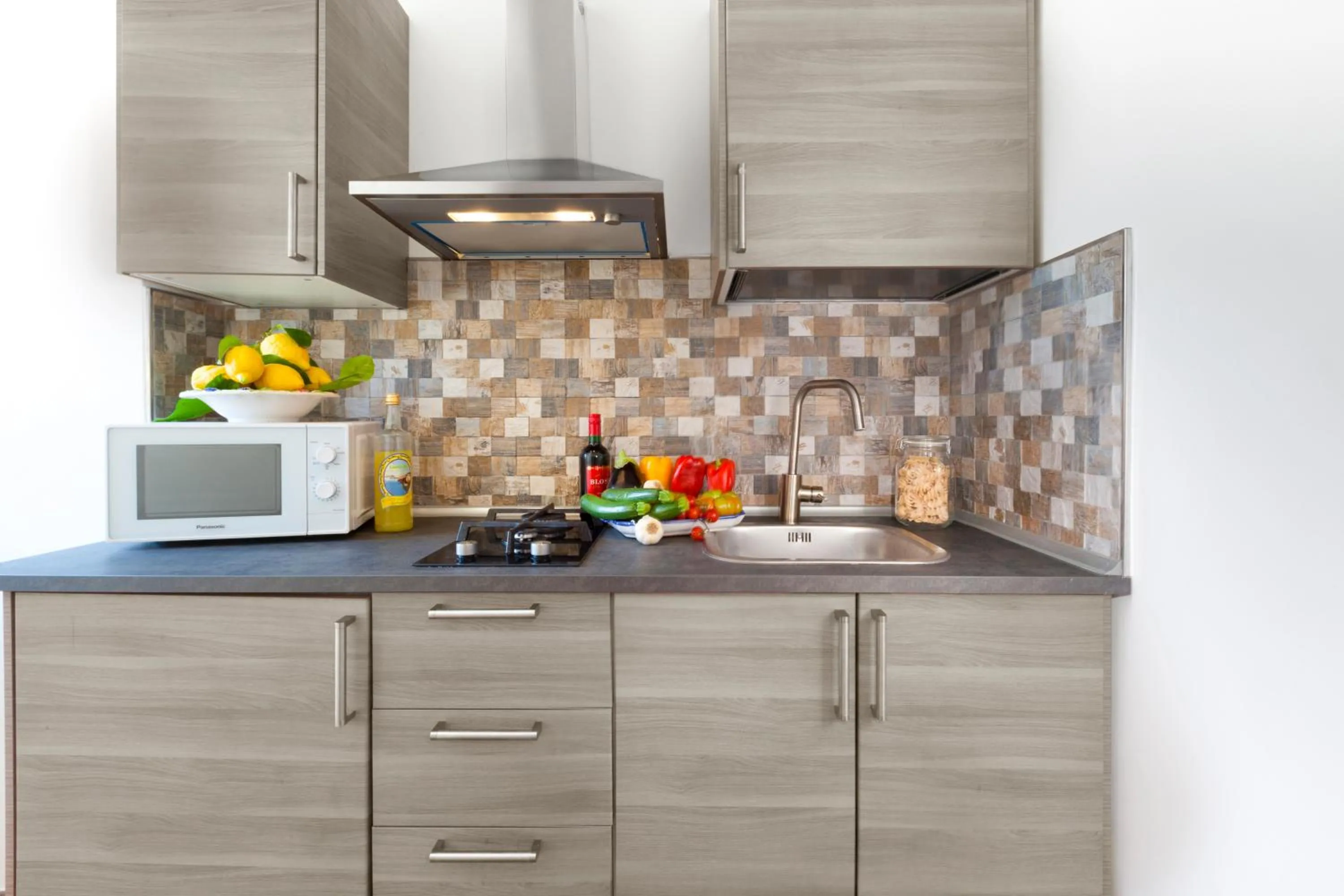 kitchen in Estate4home - SOFIA FLORA