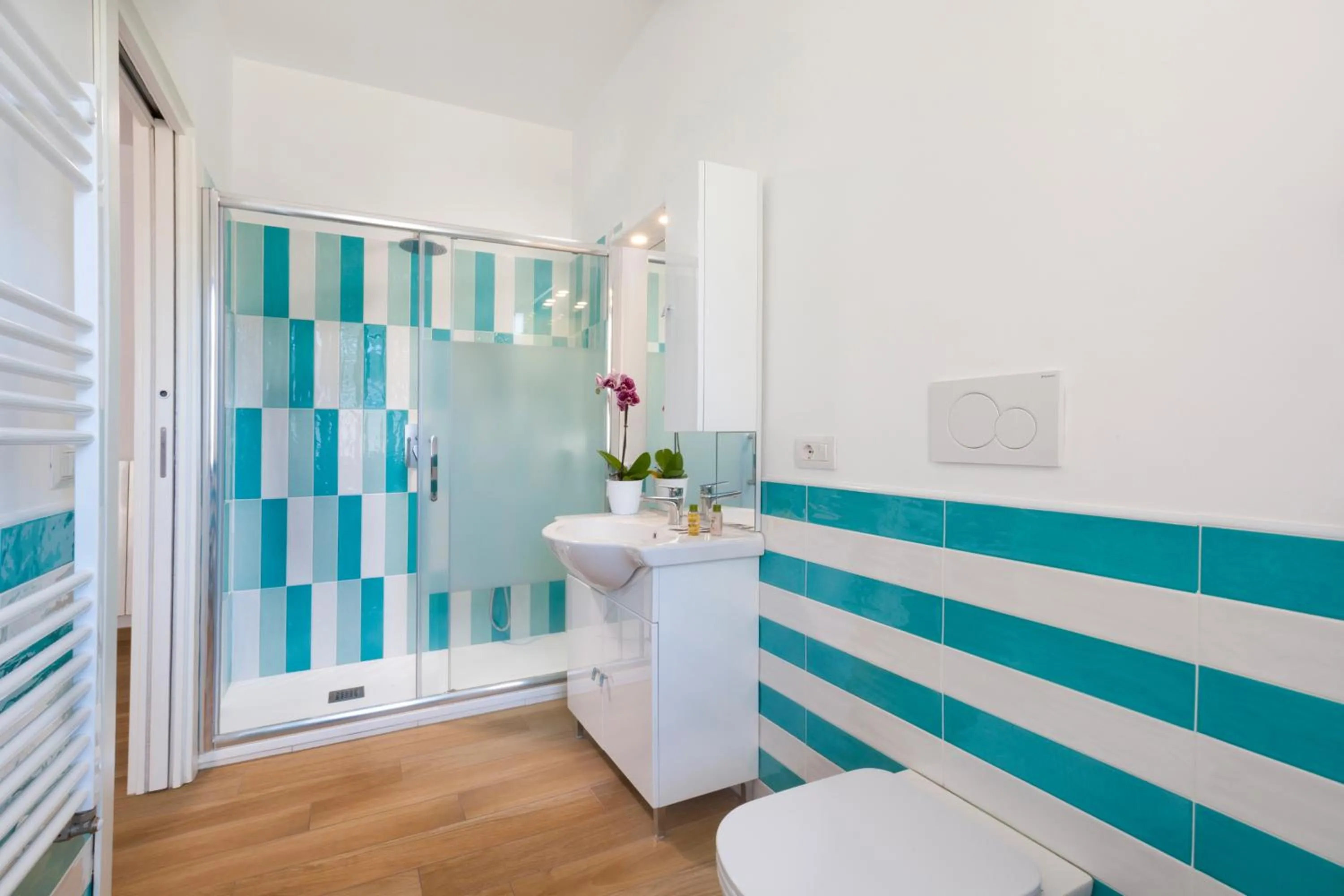 Bathroom in Estate4home - SOFIA FLORA