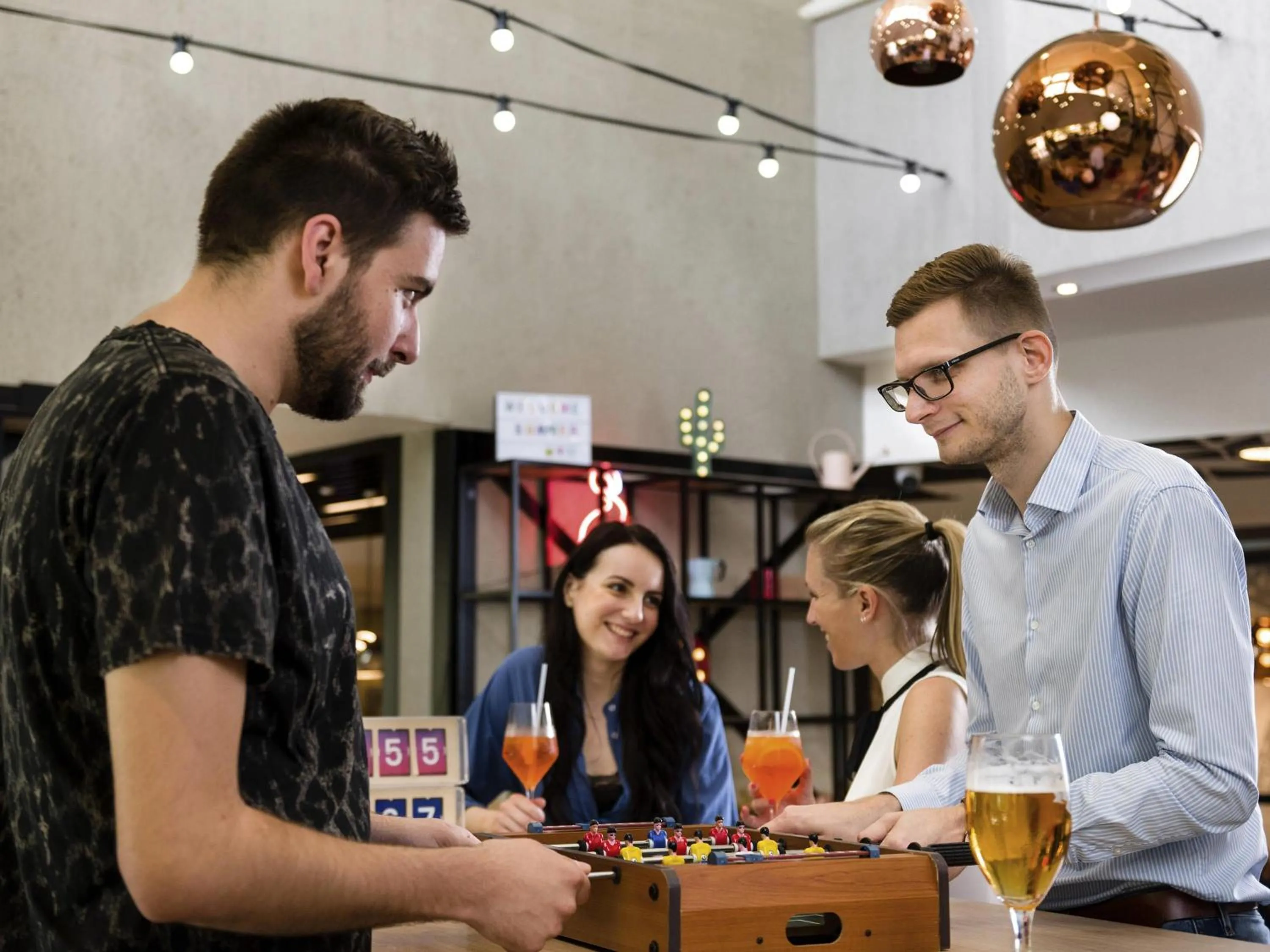 Lounge or bar in Mercure Budapest Castle Hill