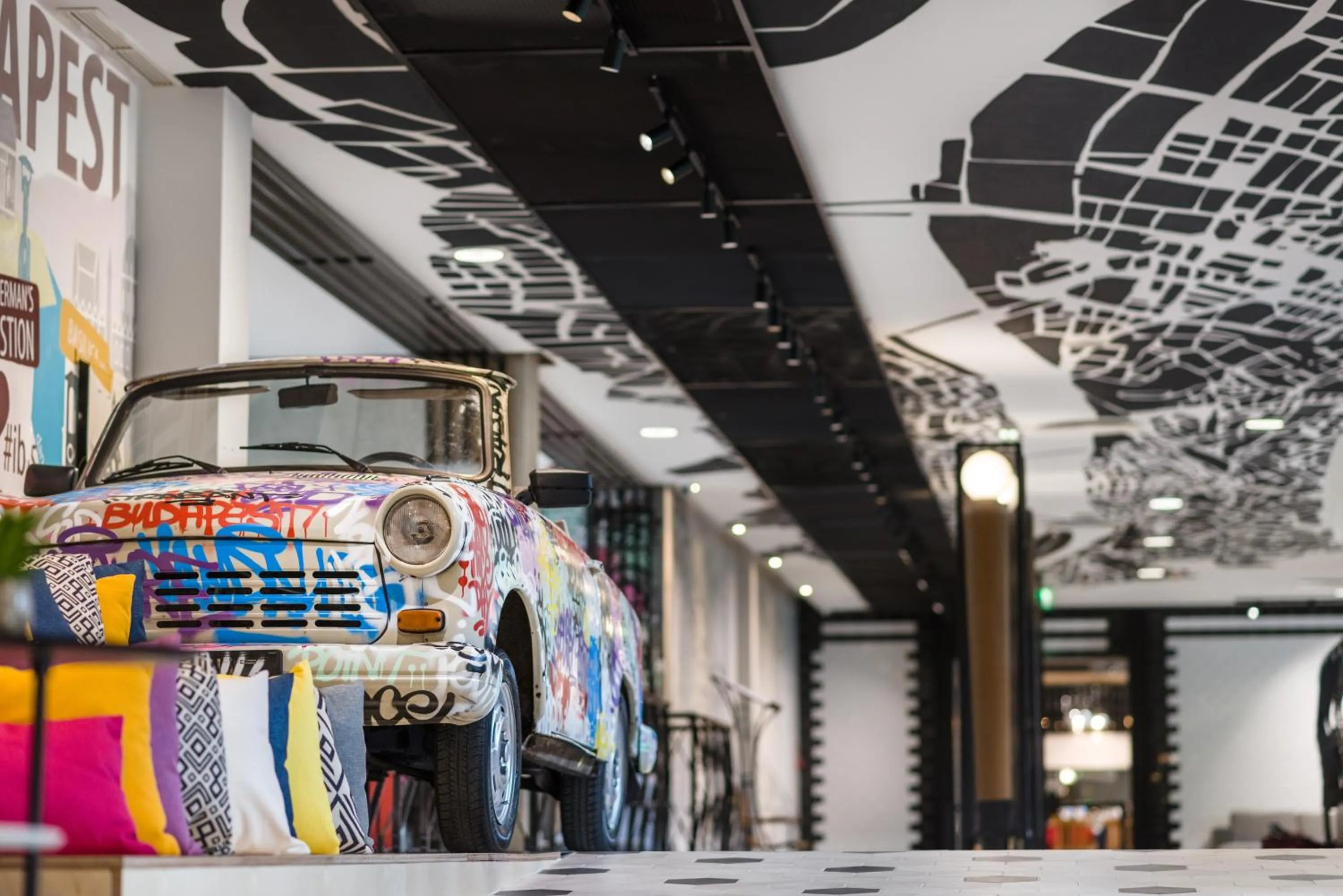 Lobby or reception in Mercure Budapest Castle Hill