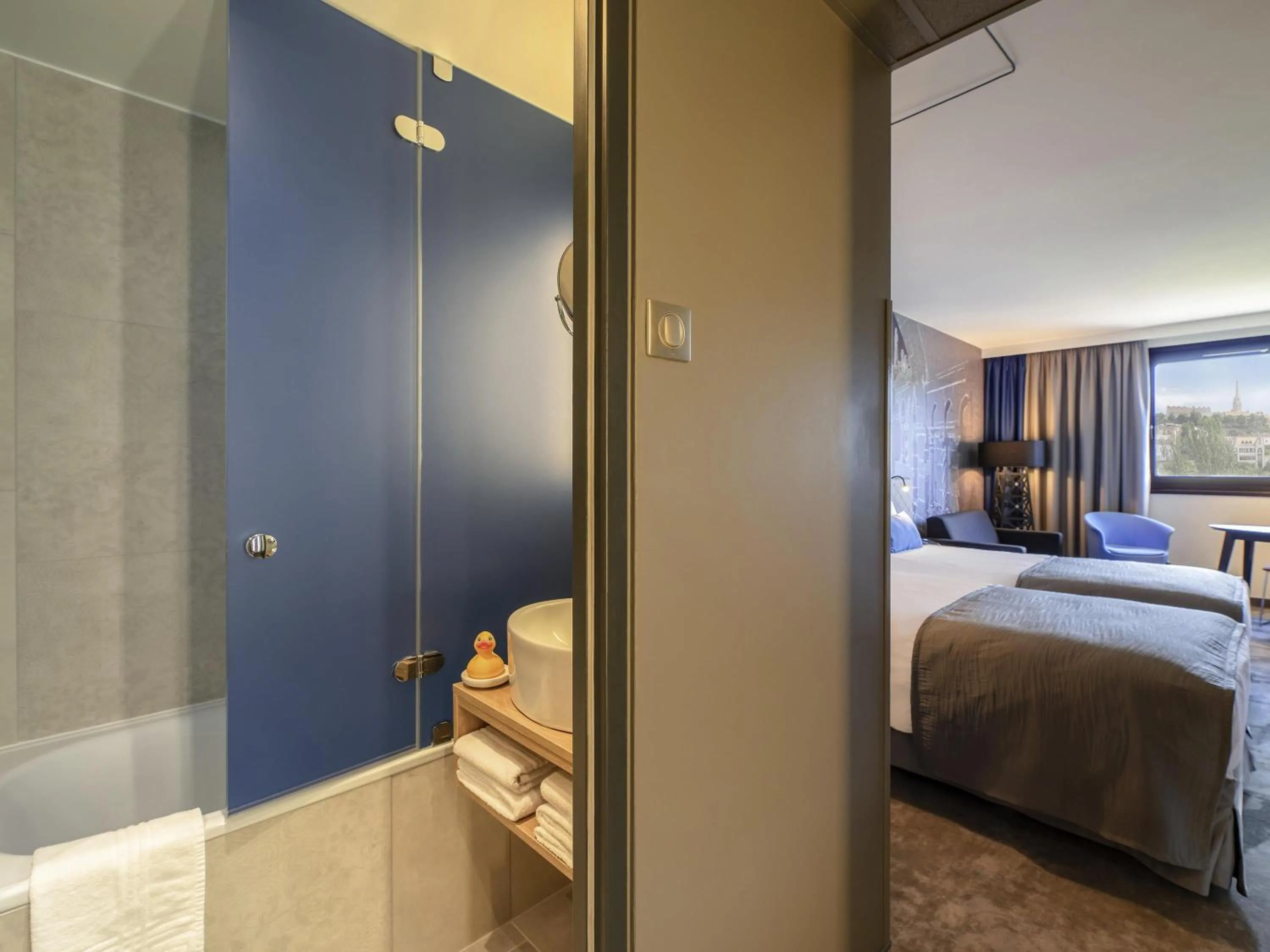 Bedroom, Bed in Mercure Budapest Castle Hill