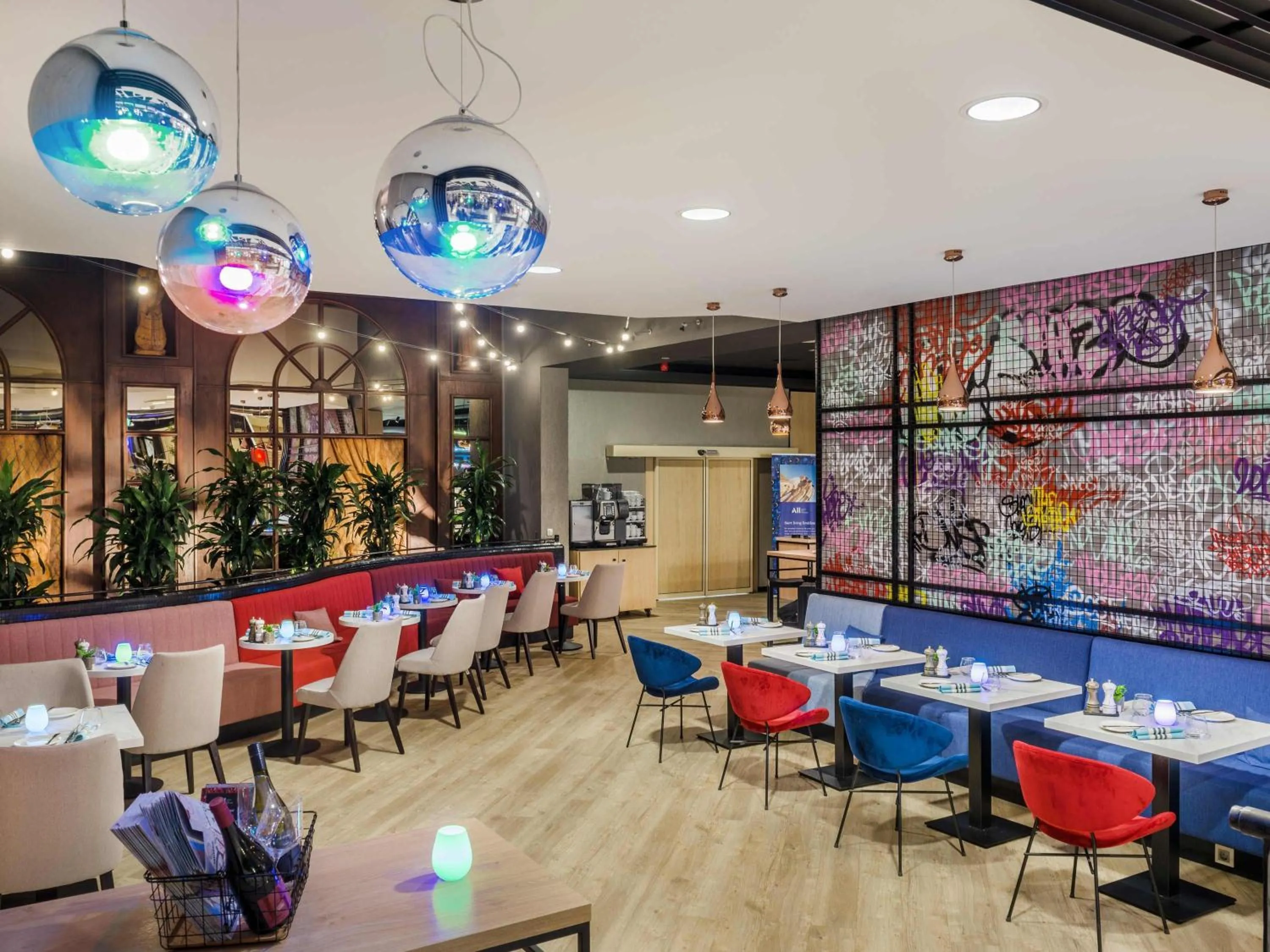 Restaurant/places to eat in Mercure Budapest Castle Hill