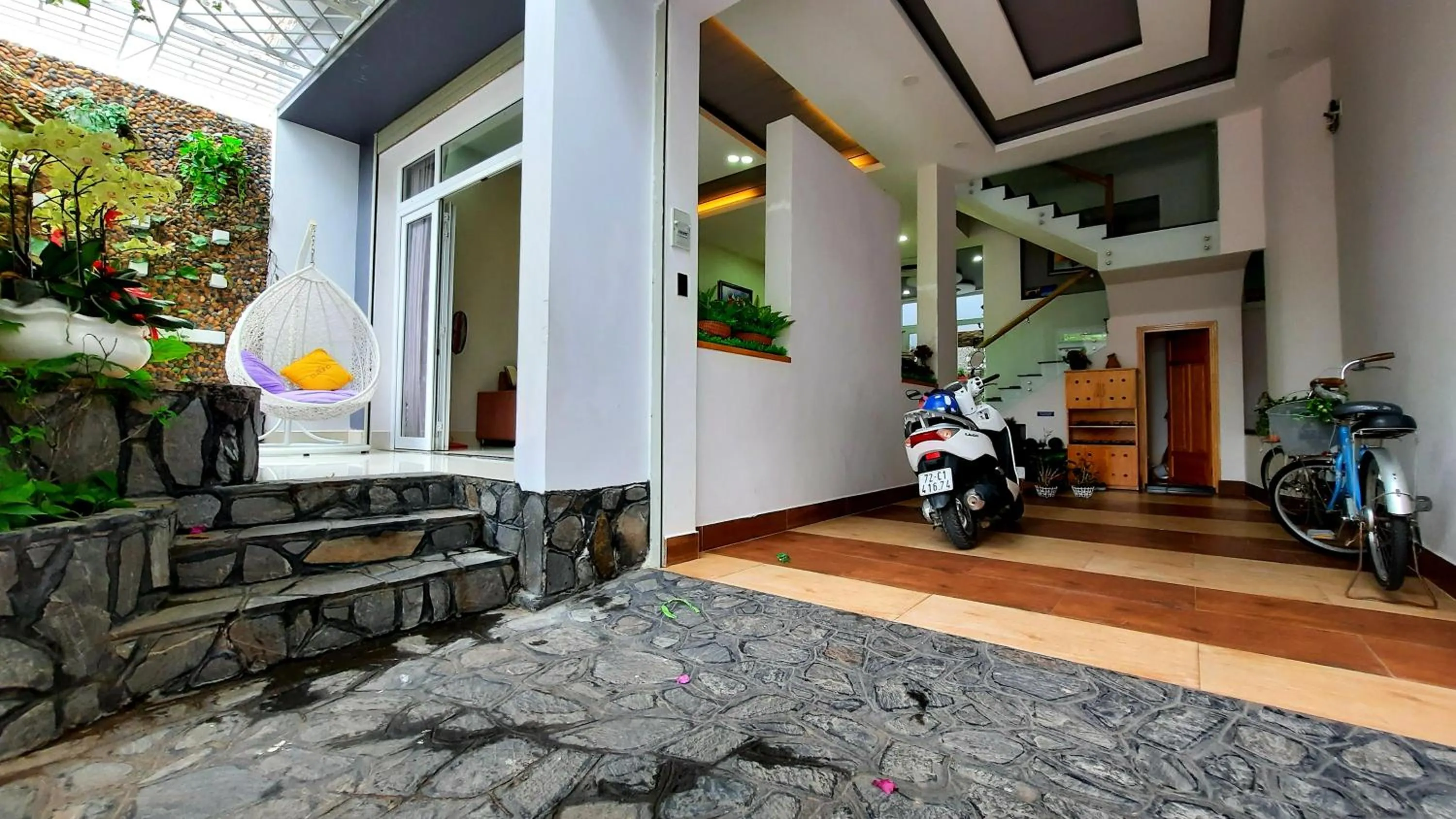 Parking in Sunas Home - Villa in Vung Tau