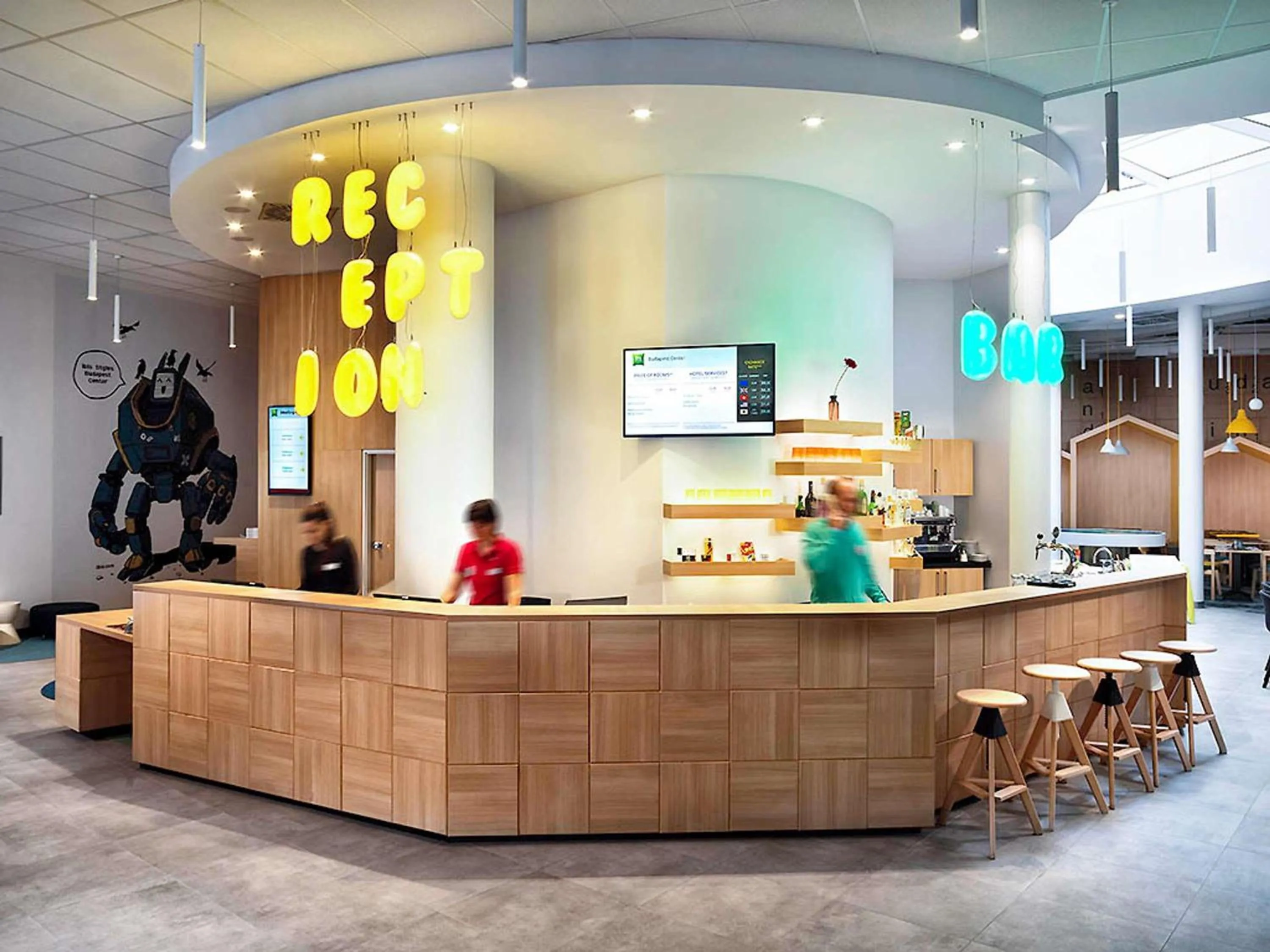 Lounge or bar in Ibis Styles Budapest Center