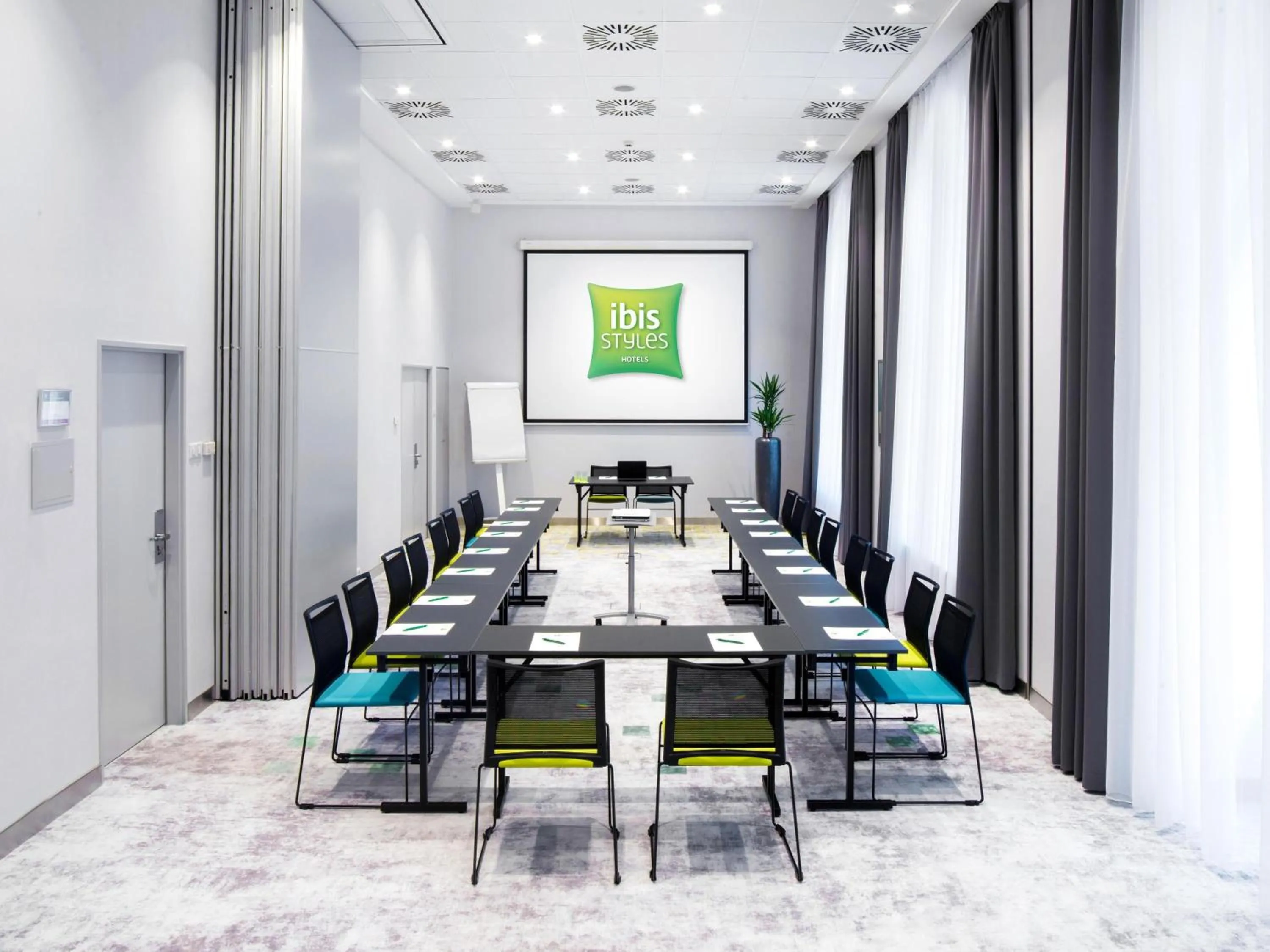 Meeting/conference room in Ibis Styles Budapest Center
