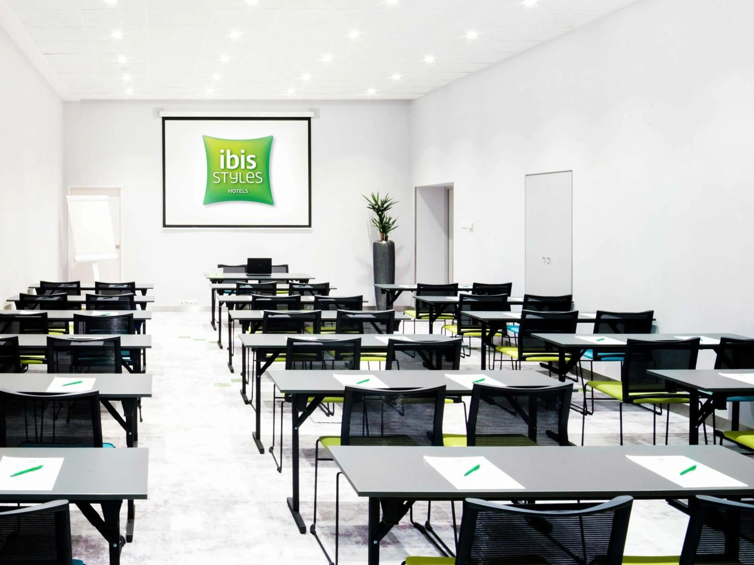 Meeting/conference room in Ibis Styles Budapest Center