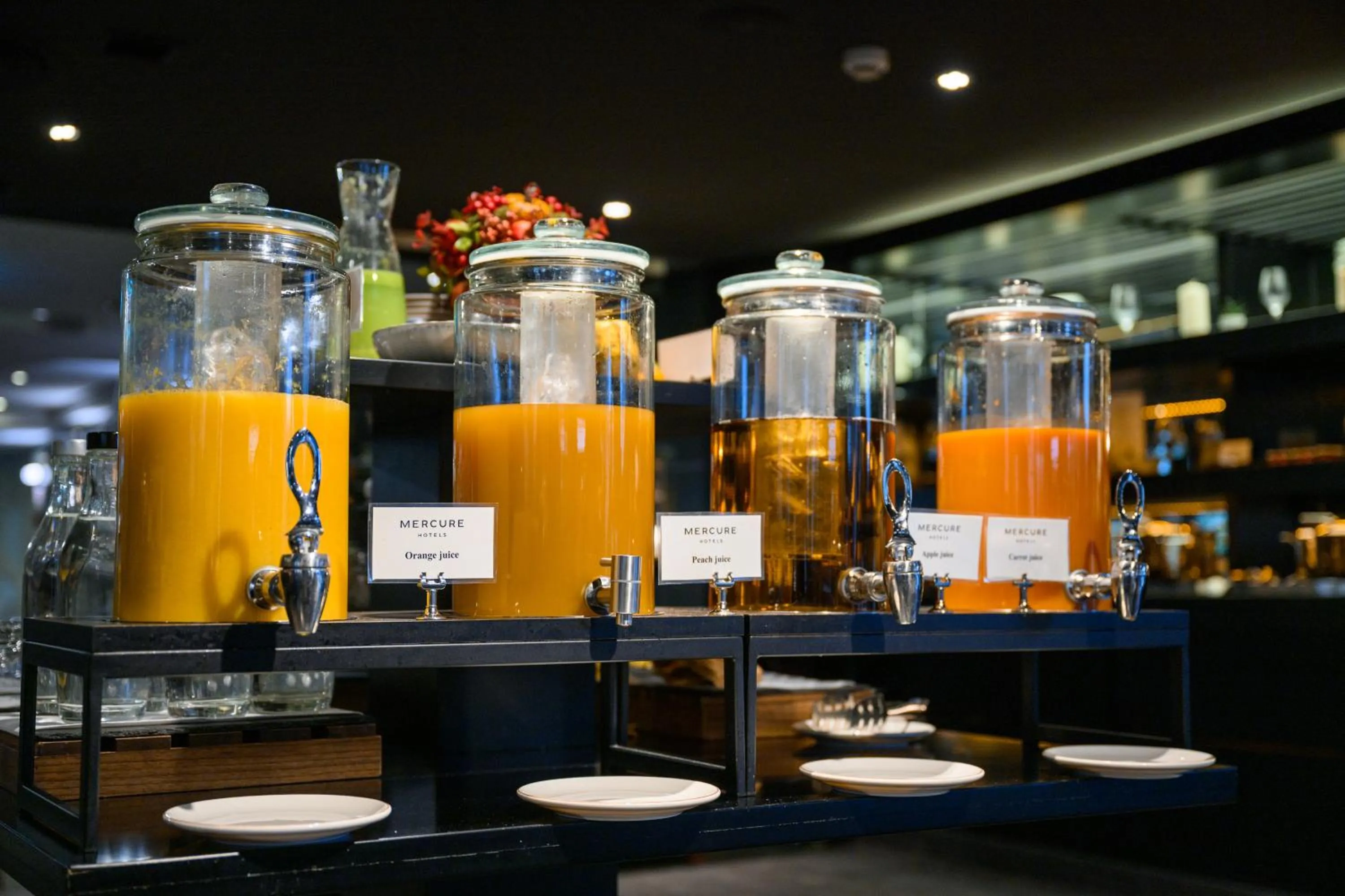 Breakfast in Mercure Budapest Korona