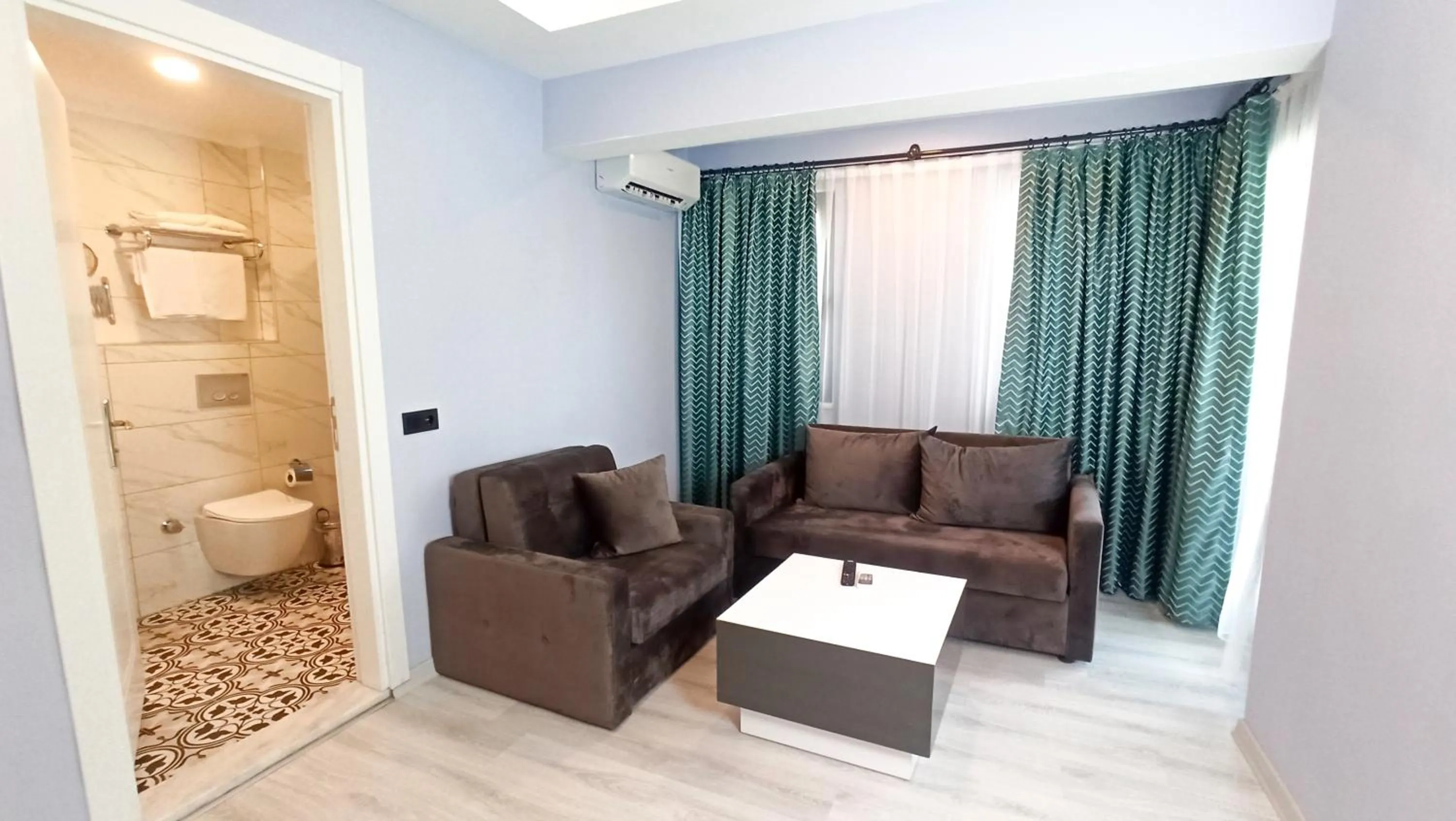 Toilet in Livaneli Boutique Otel