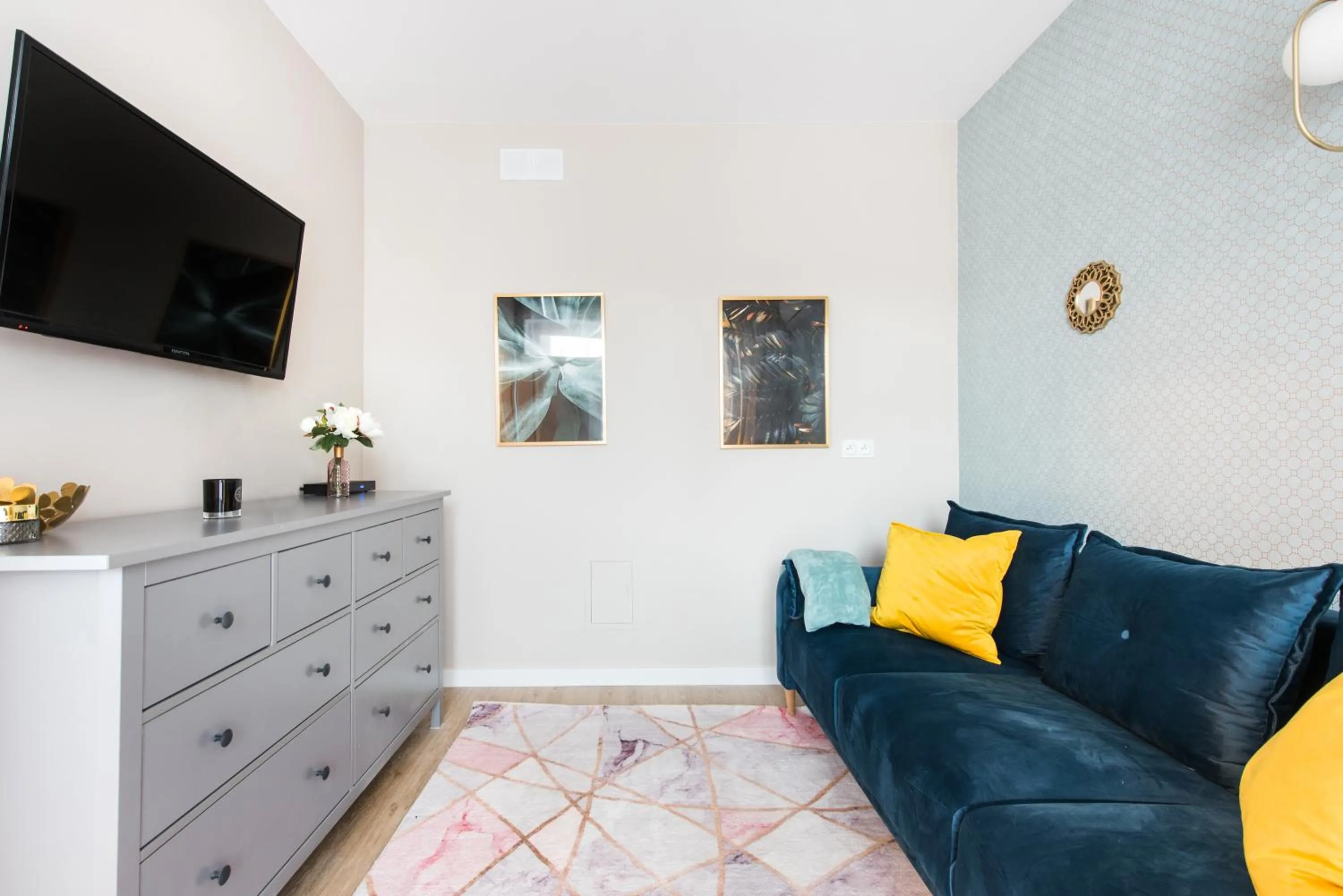 Living room in SuperApart Chełmska 9 - Blisko Olinek i WFDIF