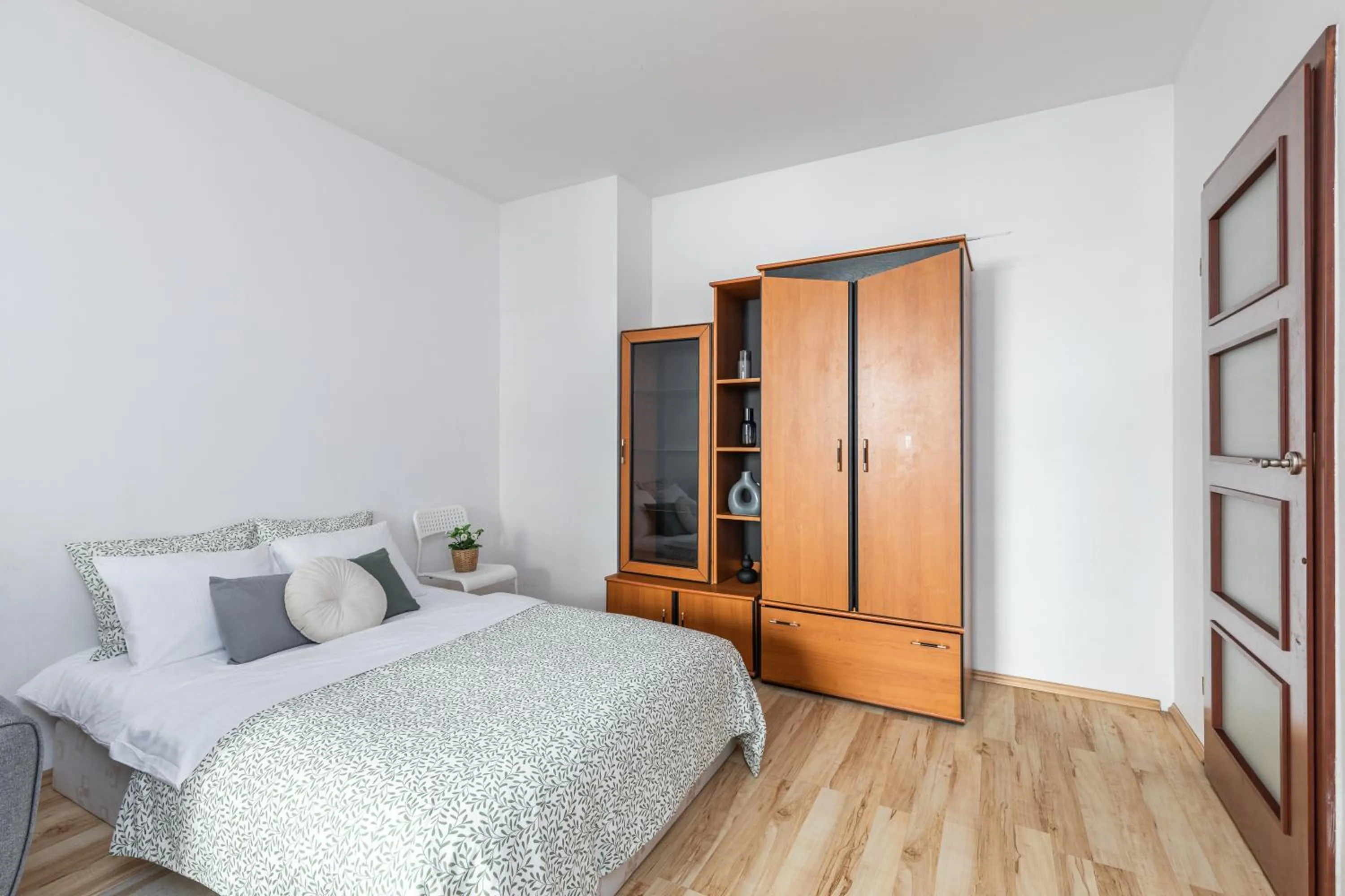 Photo of the whole room, Bed in SuperApart Chełmska 9 - Blisko Olinek i WFDIF