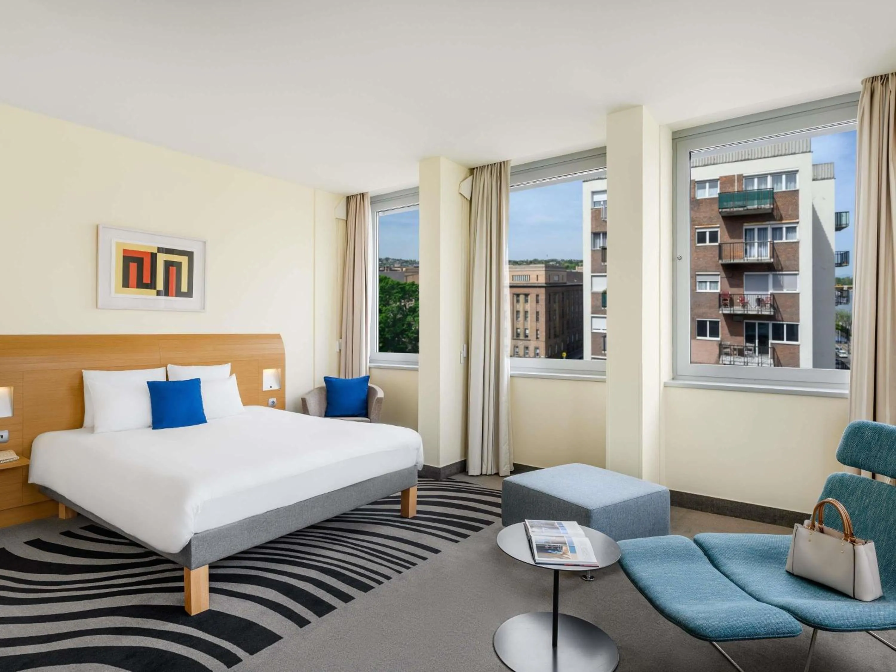 Bedroom, Bed in Novotel Budapest Danube