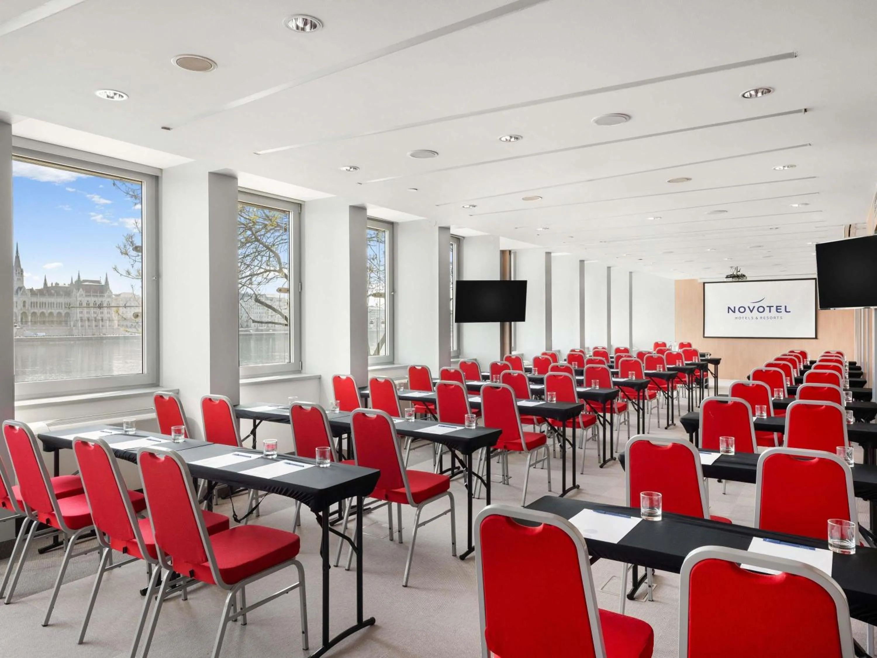 Meeting/conference room in Novotel Budapest Danube