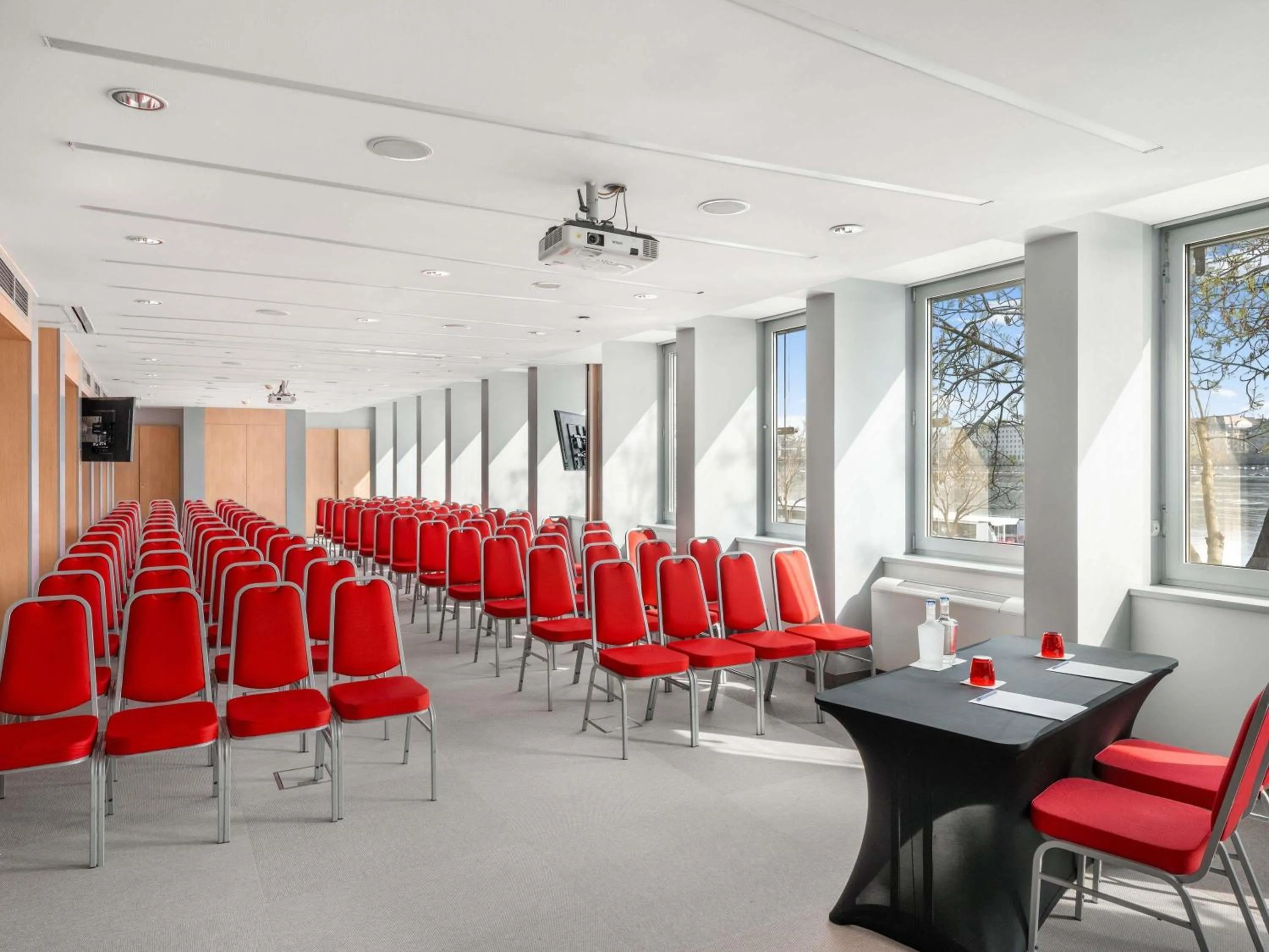 Meeting/conference room in Novotel Budapest Danube