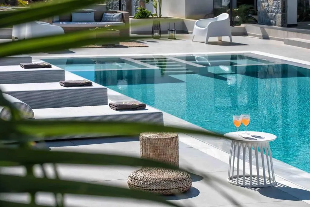 Swimming pool in Opsis Luxury Villa with swimming pool