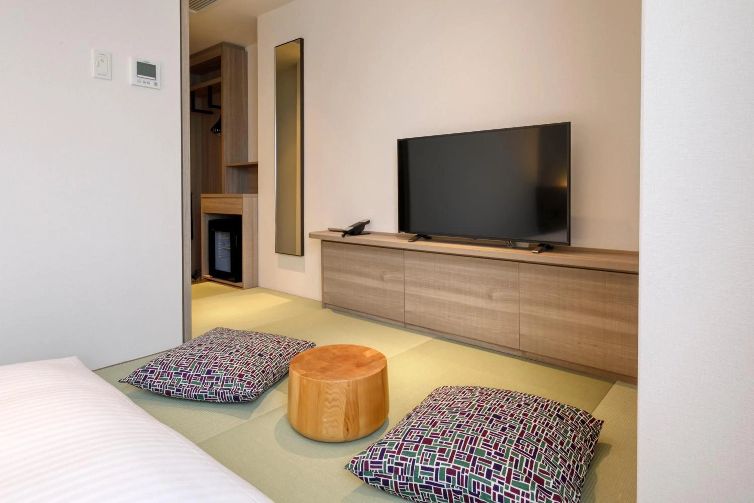 Photo of the whole room, Bed in Glocal Hotel Itoshima