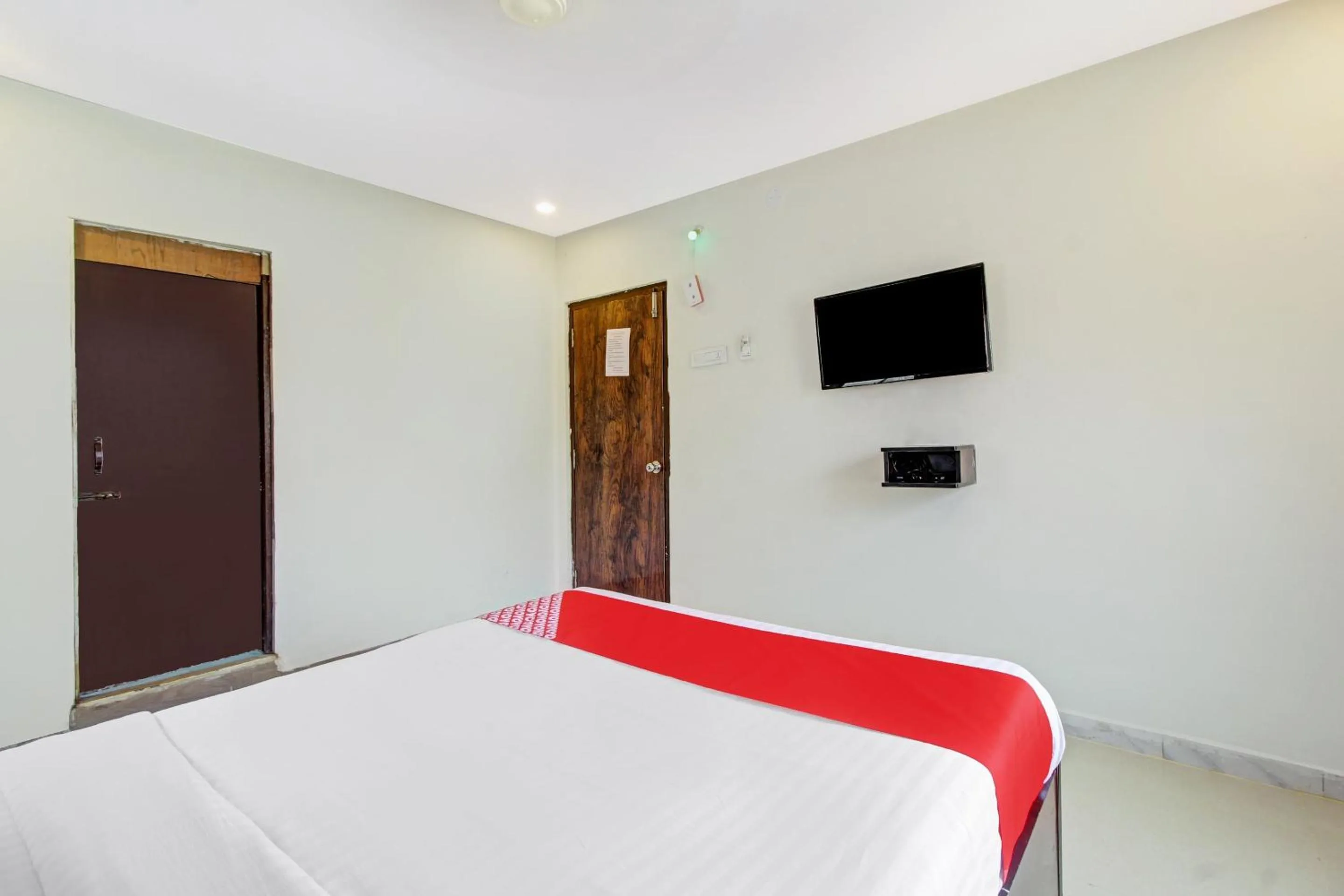 Bedroom, Bed in Hotel O A Delight Residency