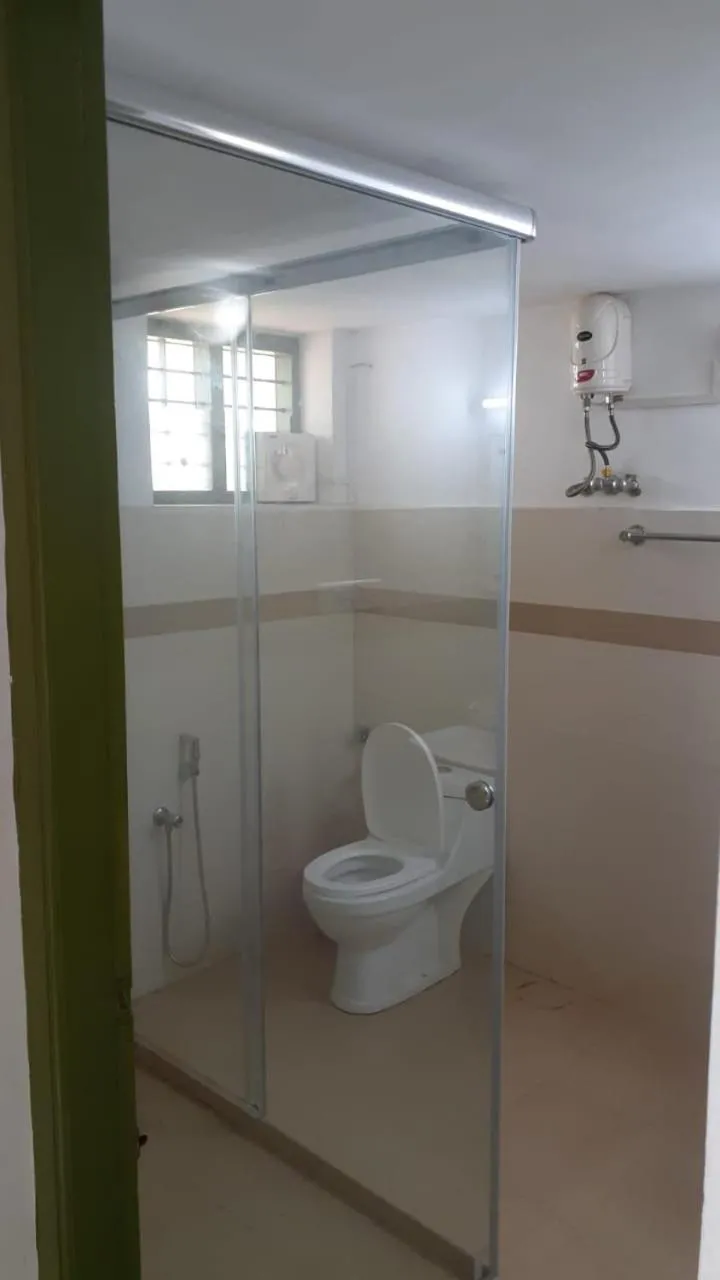 Bathroom in Aanandakosha Ayurveda Retreat