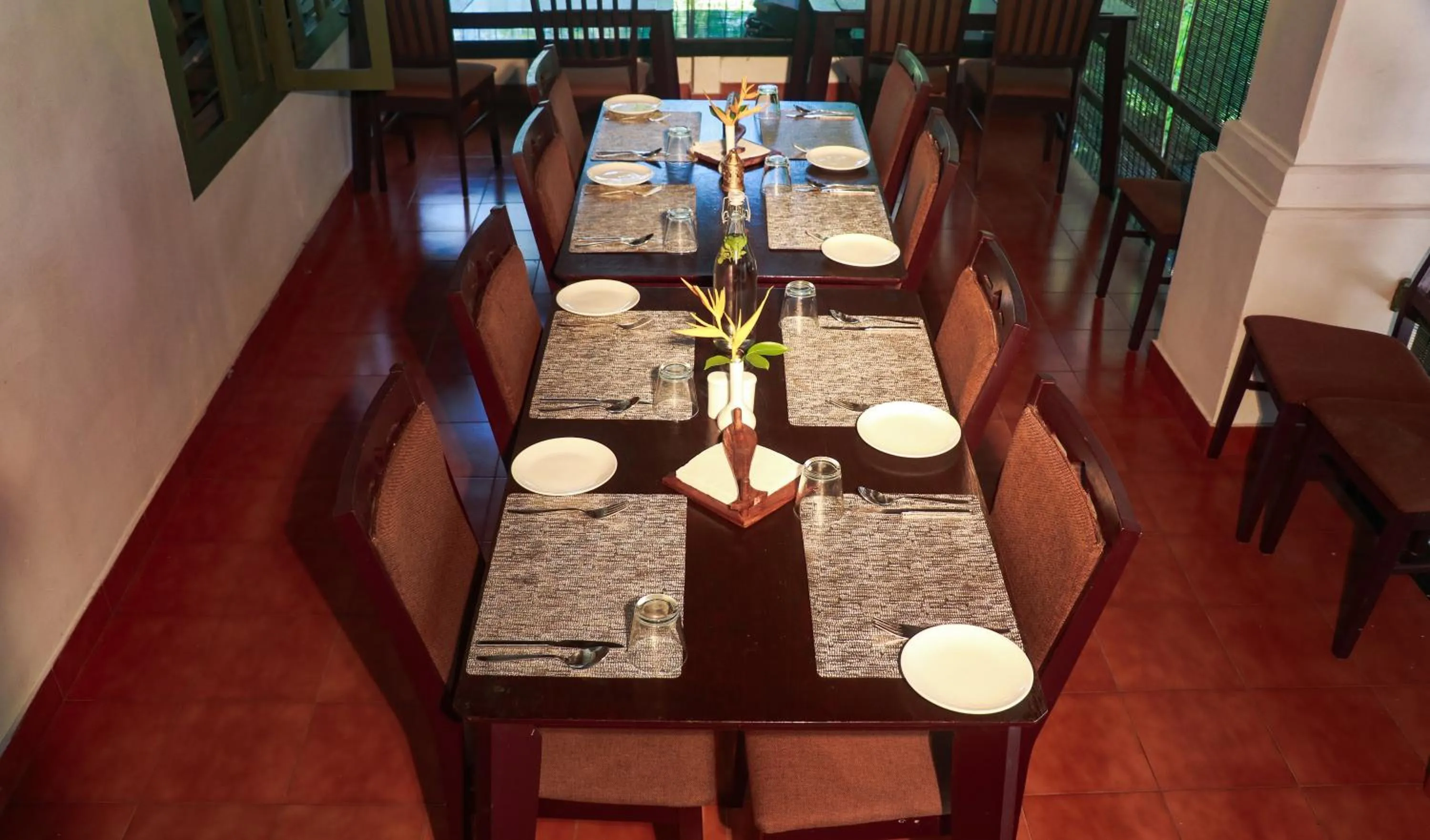 Restaurant/places to eat in Aanandakosha Ayurveda Retreat