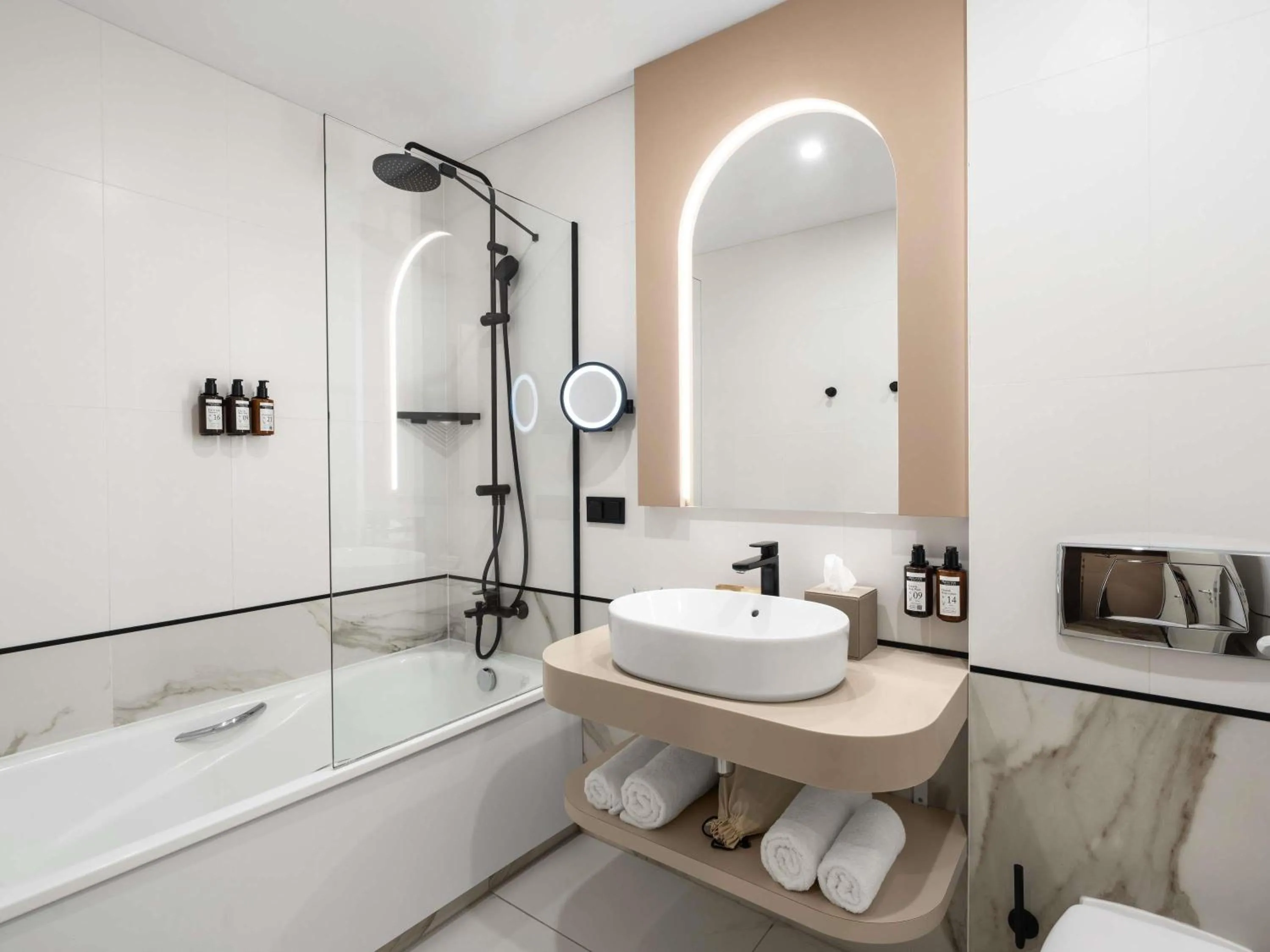 Bedroom in Mövenpick Hotel Budapest Centre