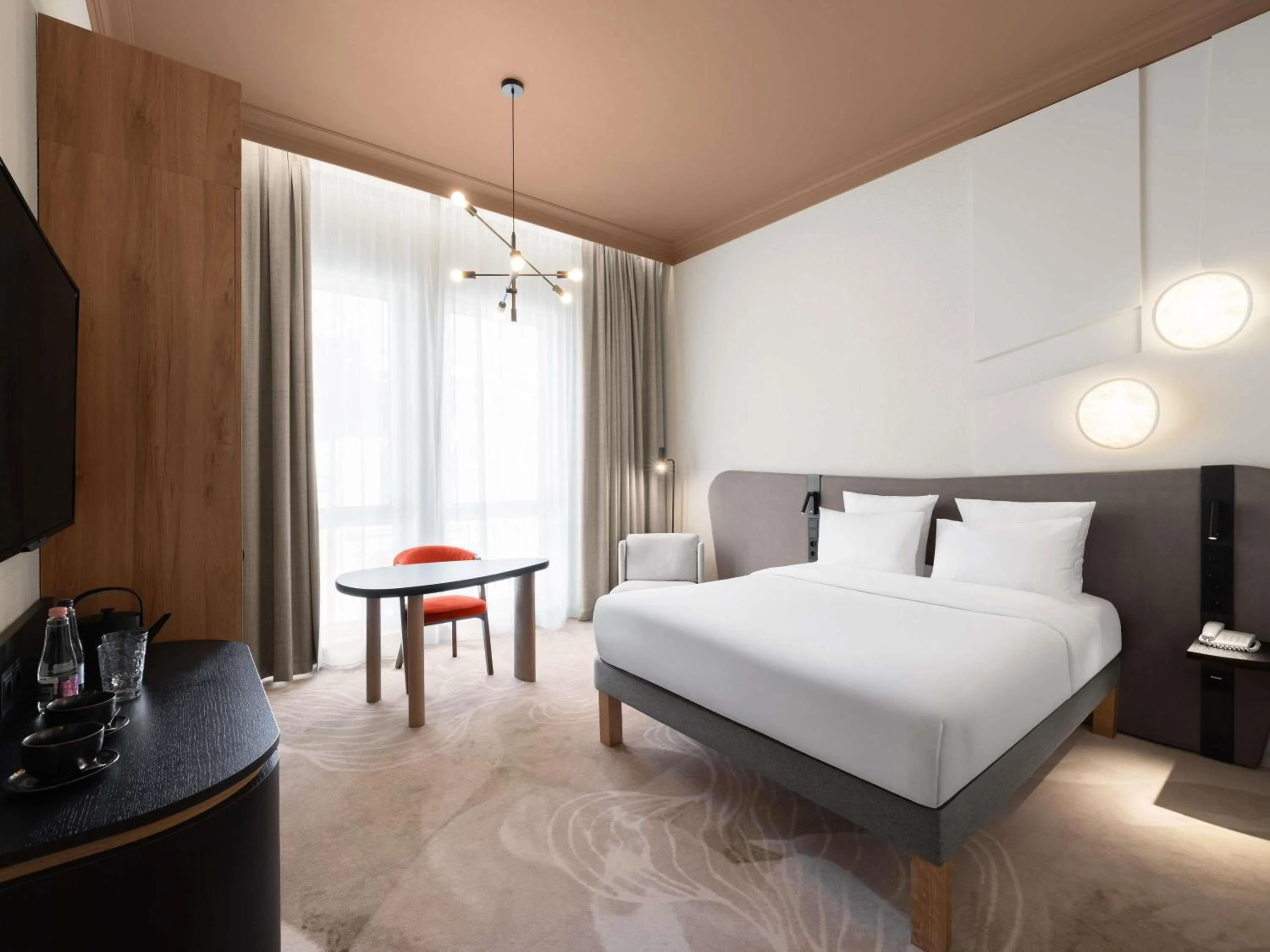 Bedroom, Bed in Mövenpick Hotel Budapest Centre