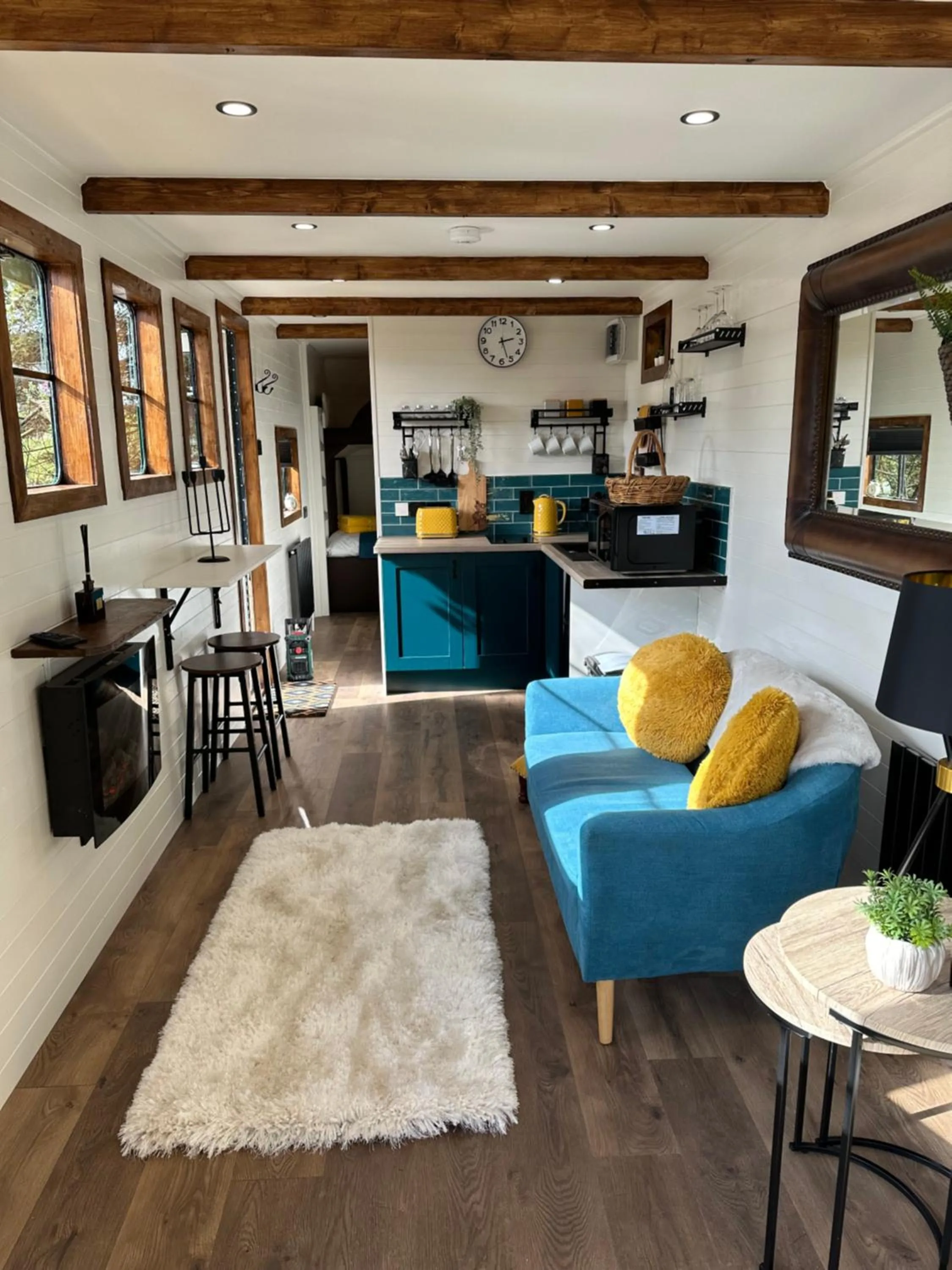 Living room in Greenvale Cabins
