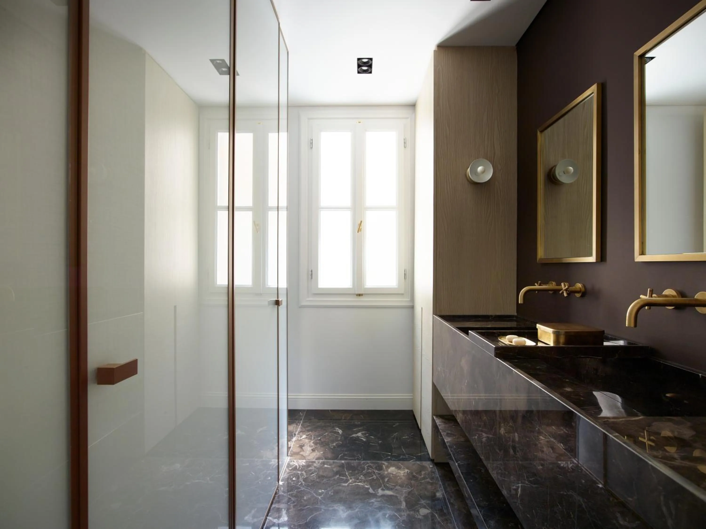 Bathroom in Kinglin Luxury Living