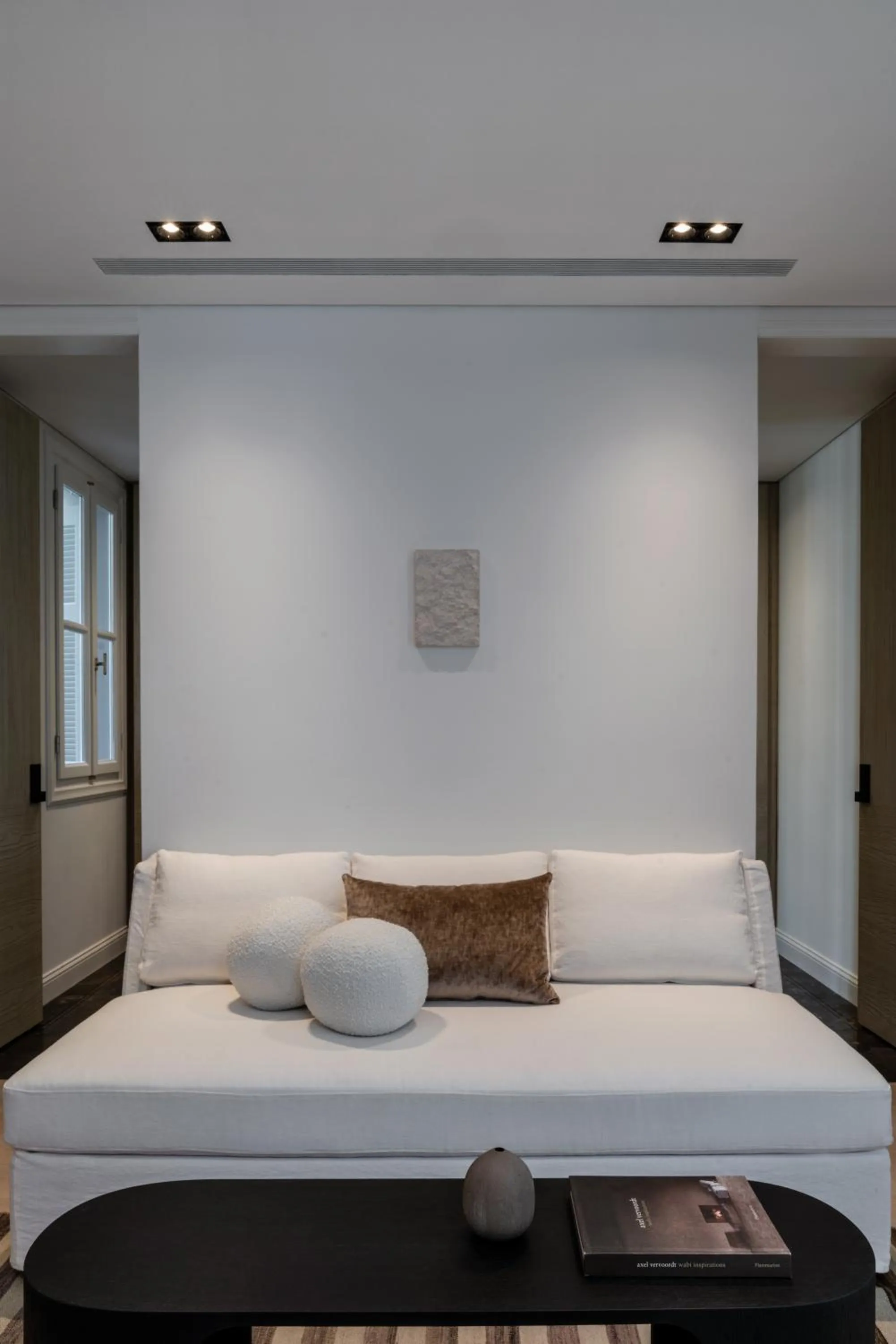 Living room, Bed in Kinglin Luxury Living