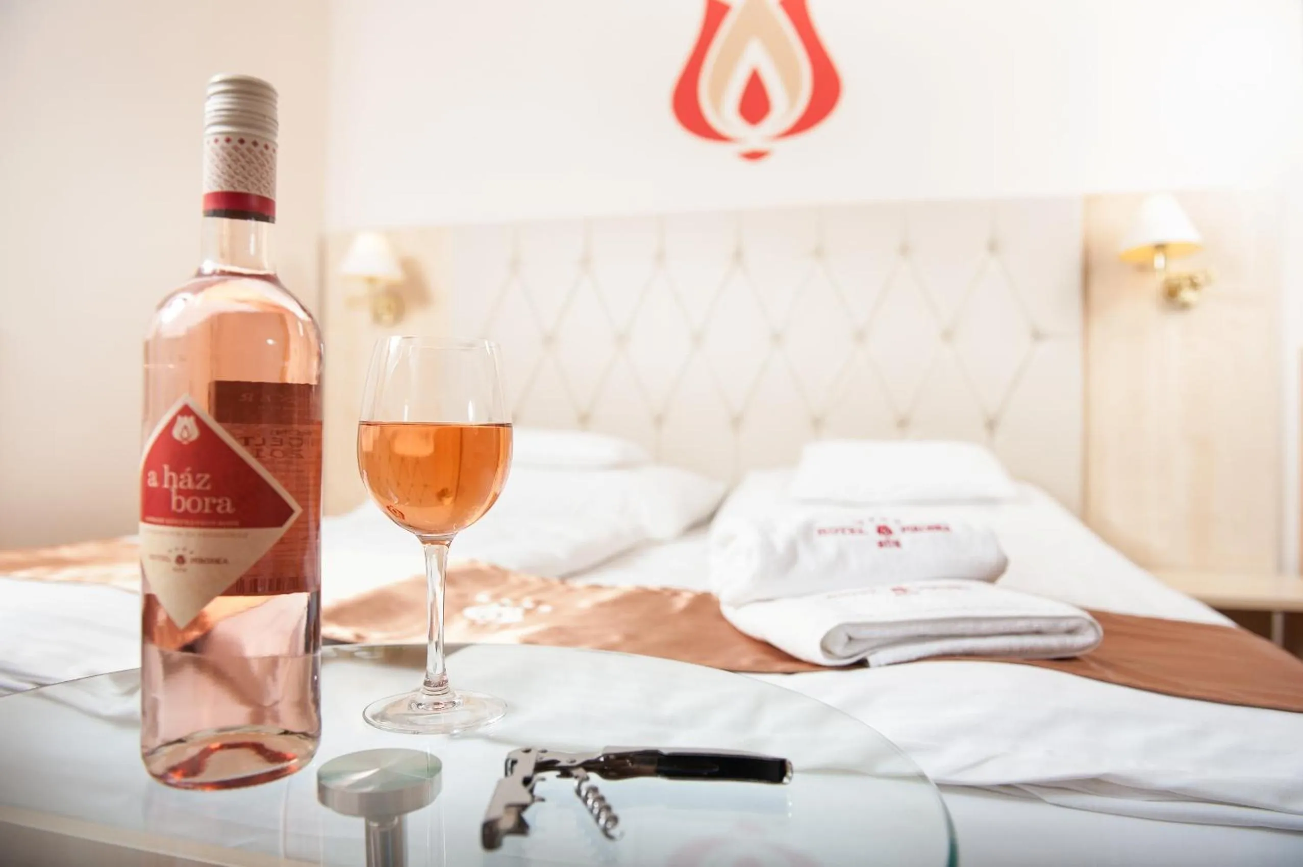 Bed in Hotel Piroska