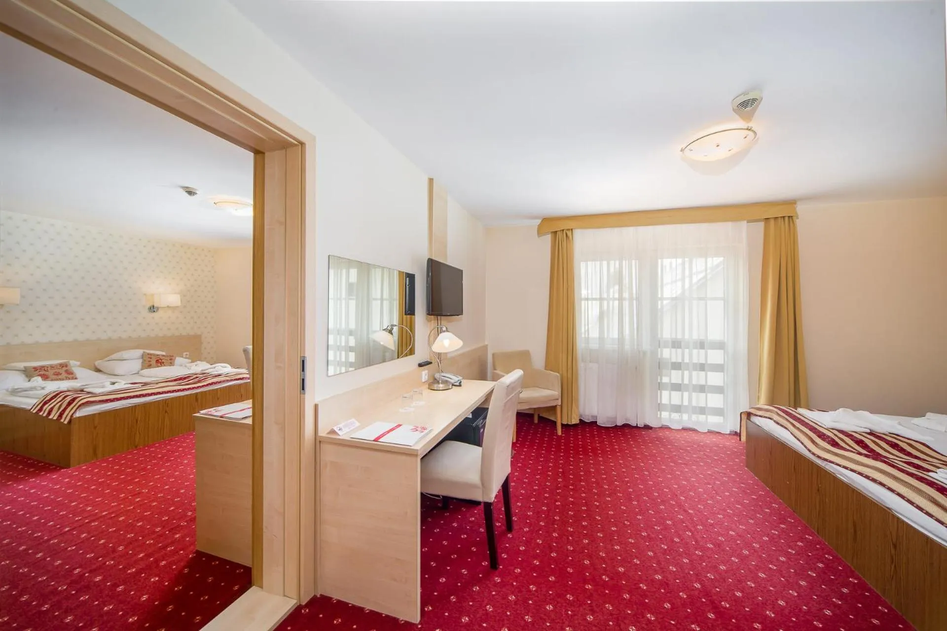 Bedroom, Bed in Hotel Piroska