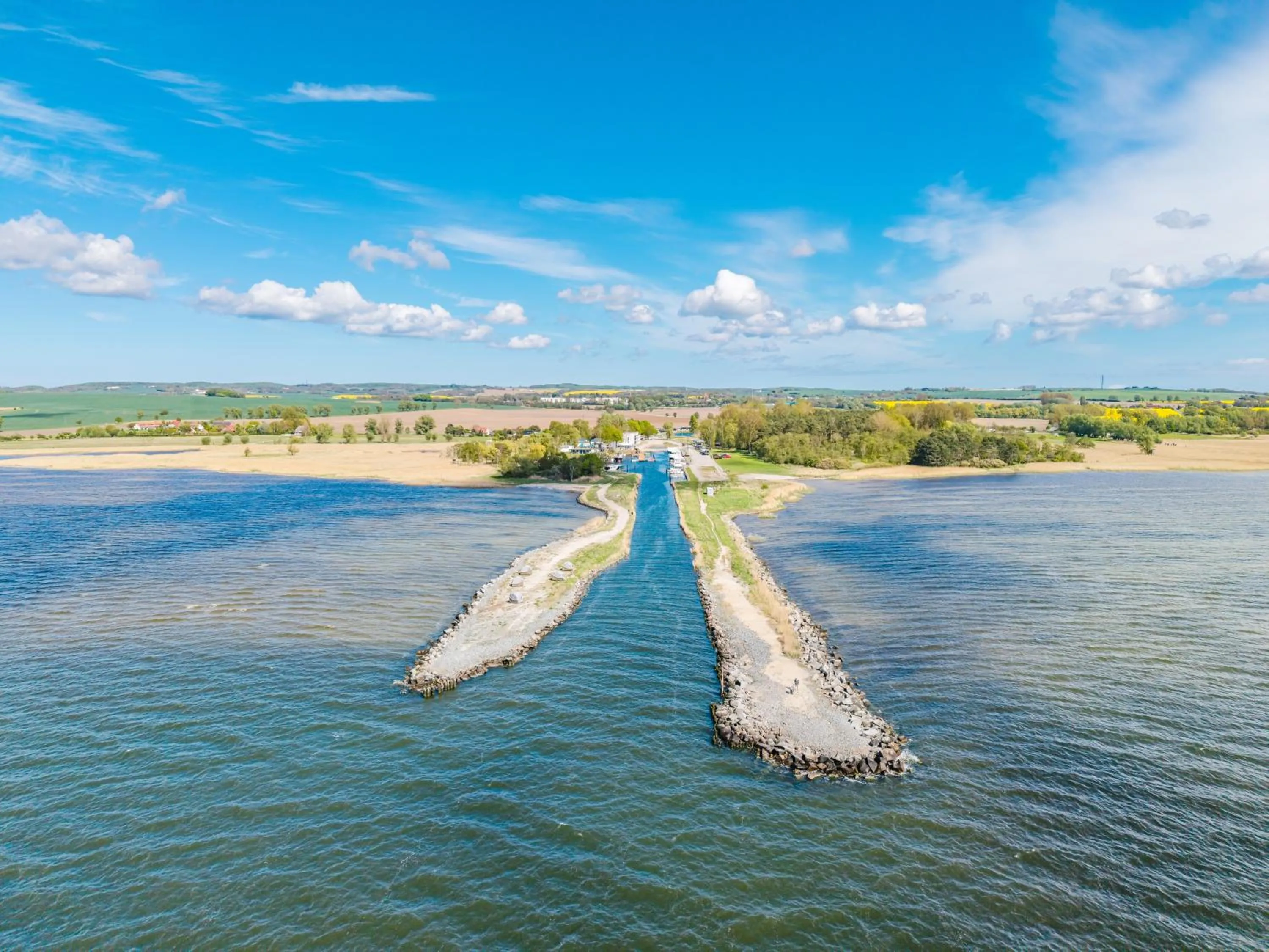 Bird's eye view in Marina Martinshafen