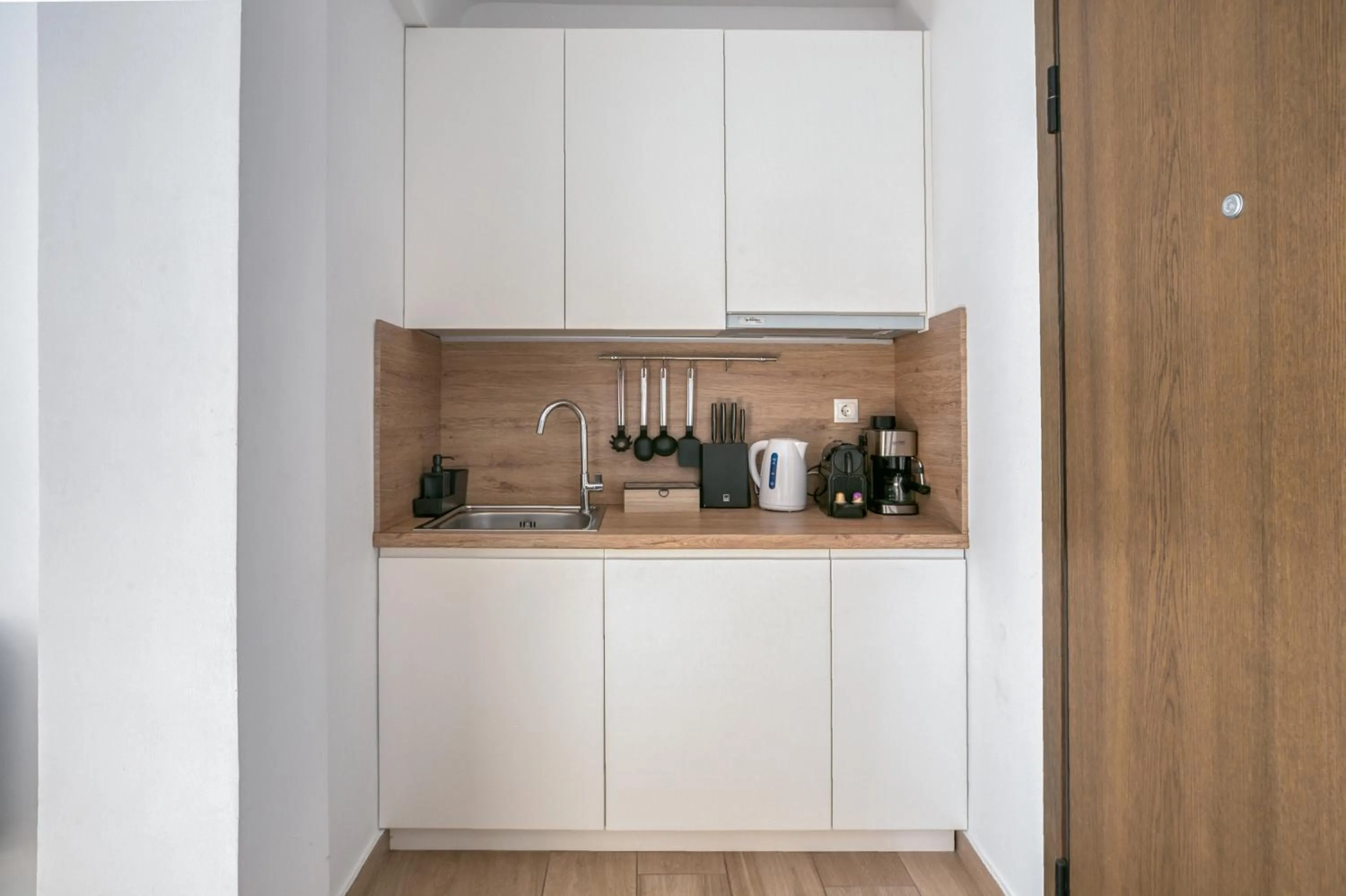 Coffee/tea facilities in Elia Kolonaki Luxury Apartments