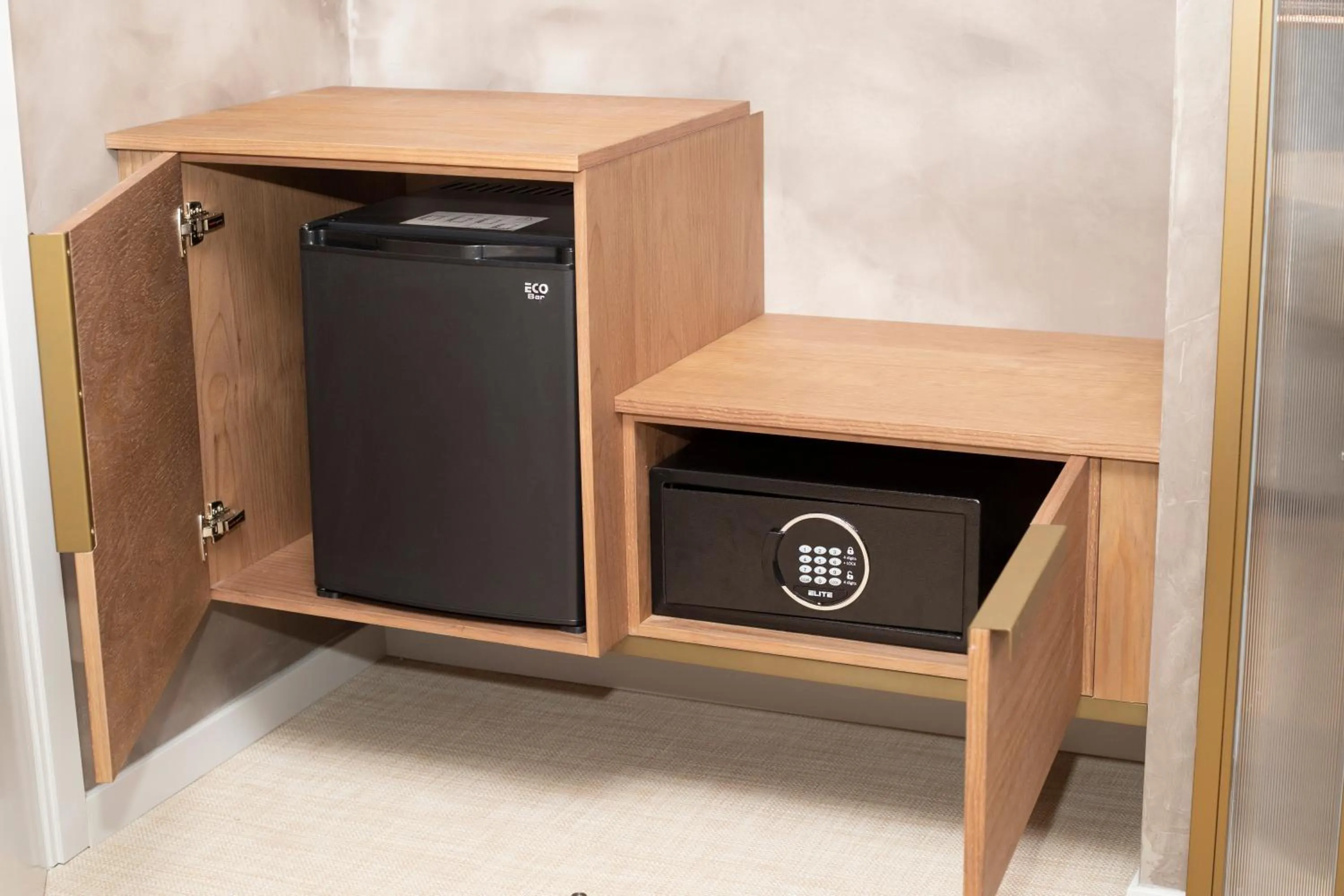 Property building in Hotel Faro Lariño