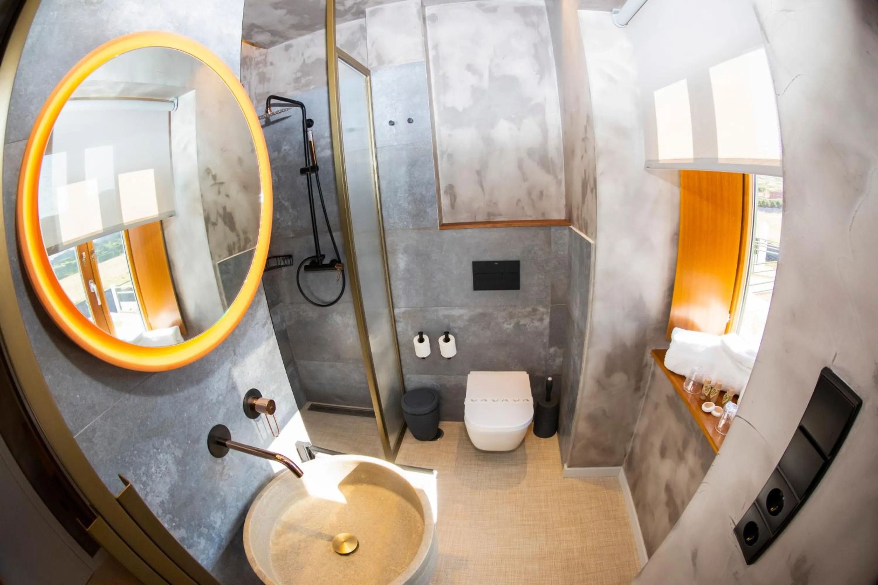 Bathroom in Hotel Faro Lariño