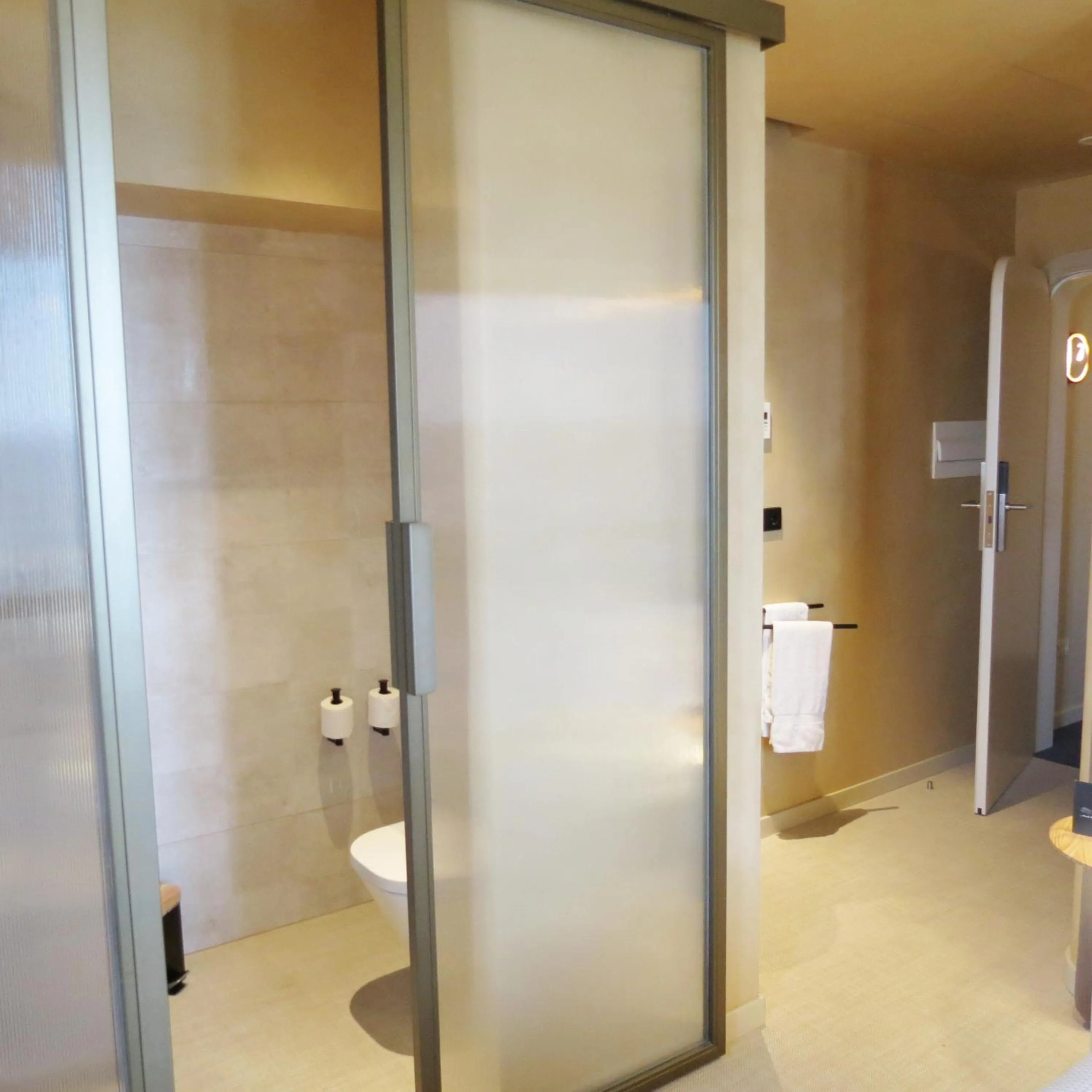 Bathroom in Hotel Faro Lariño