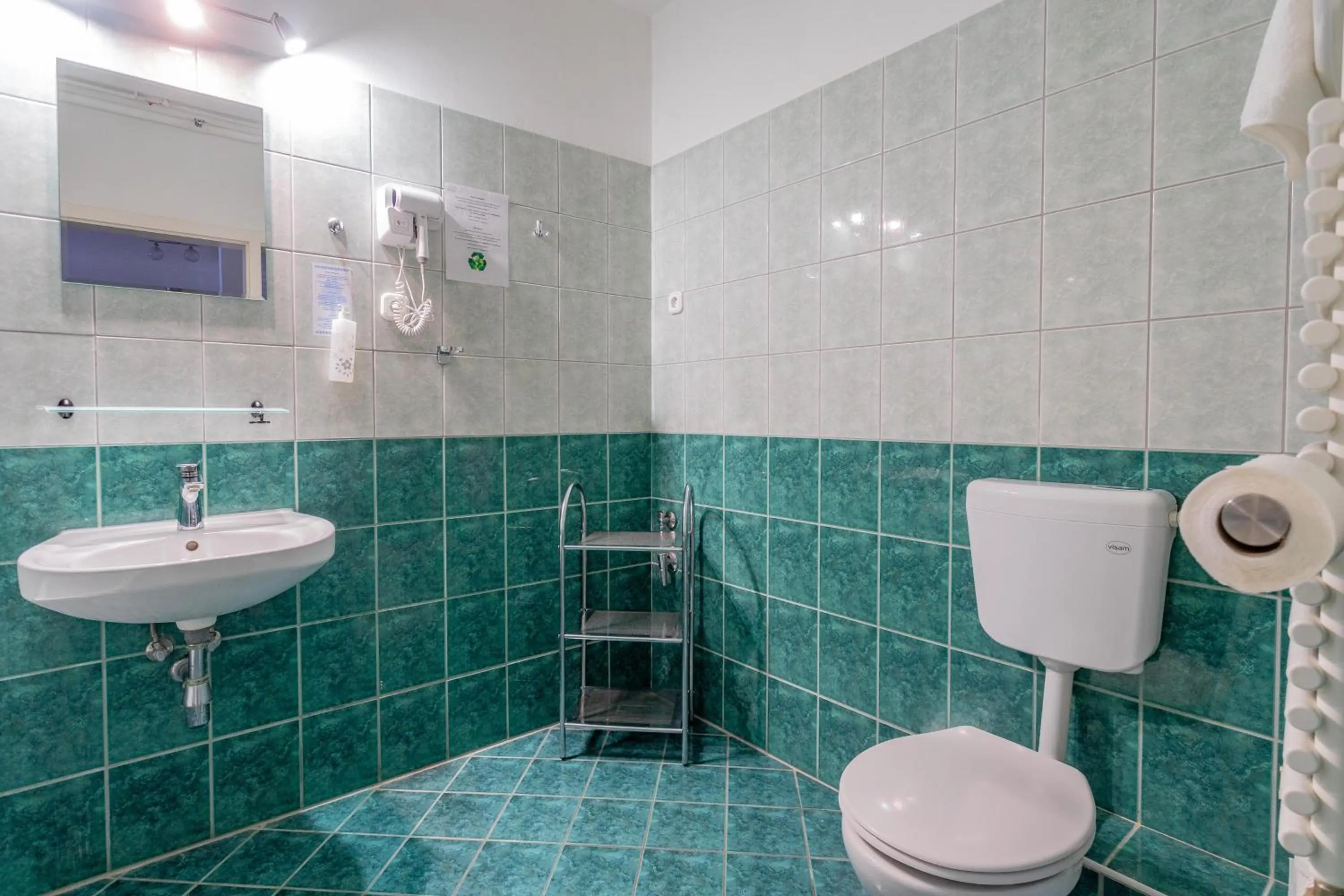 Bathroom in Triple M Hotel