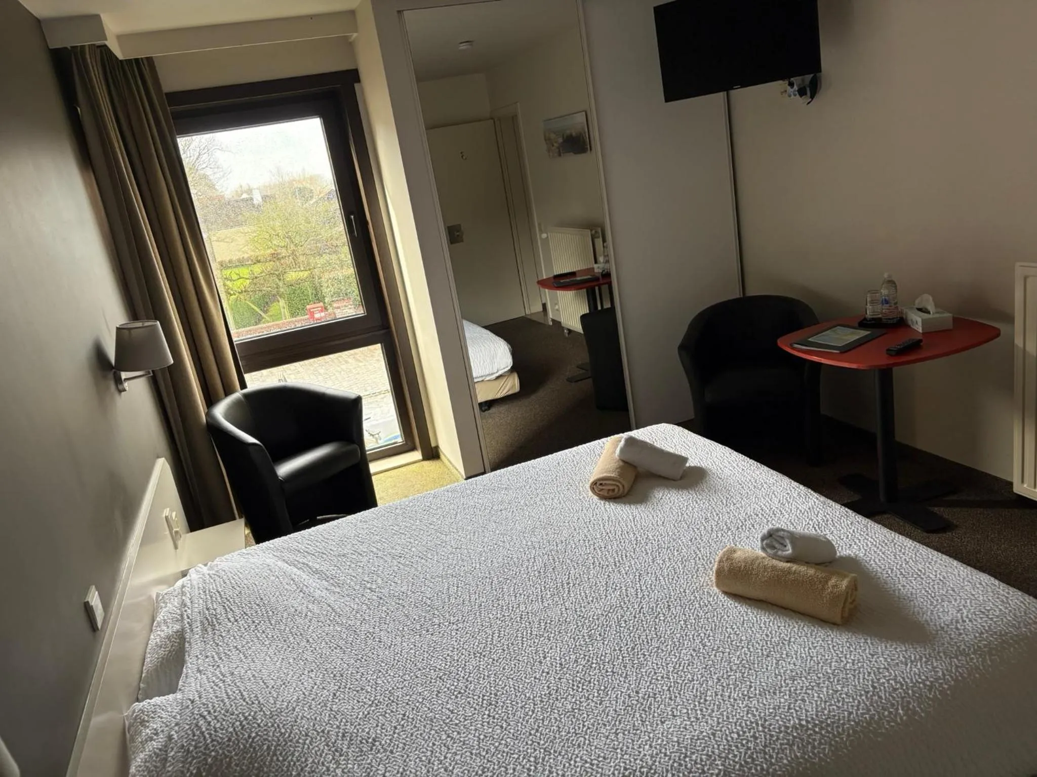 Bed in Hotel en Bistro de Vaart