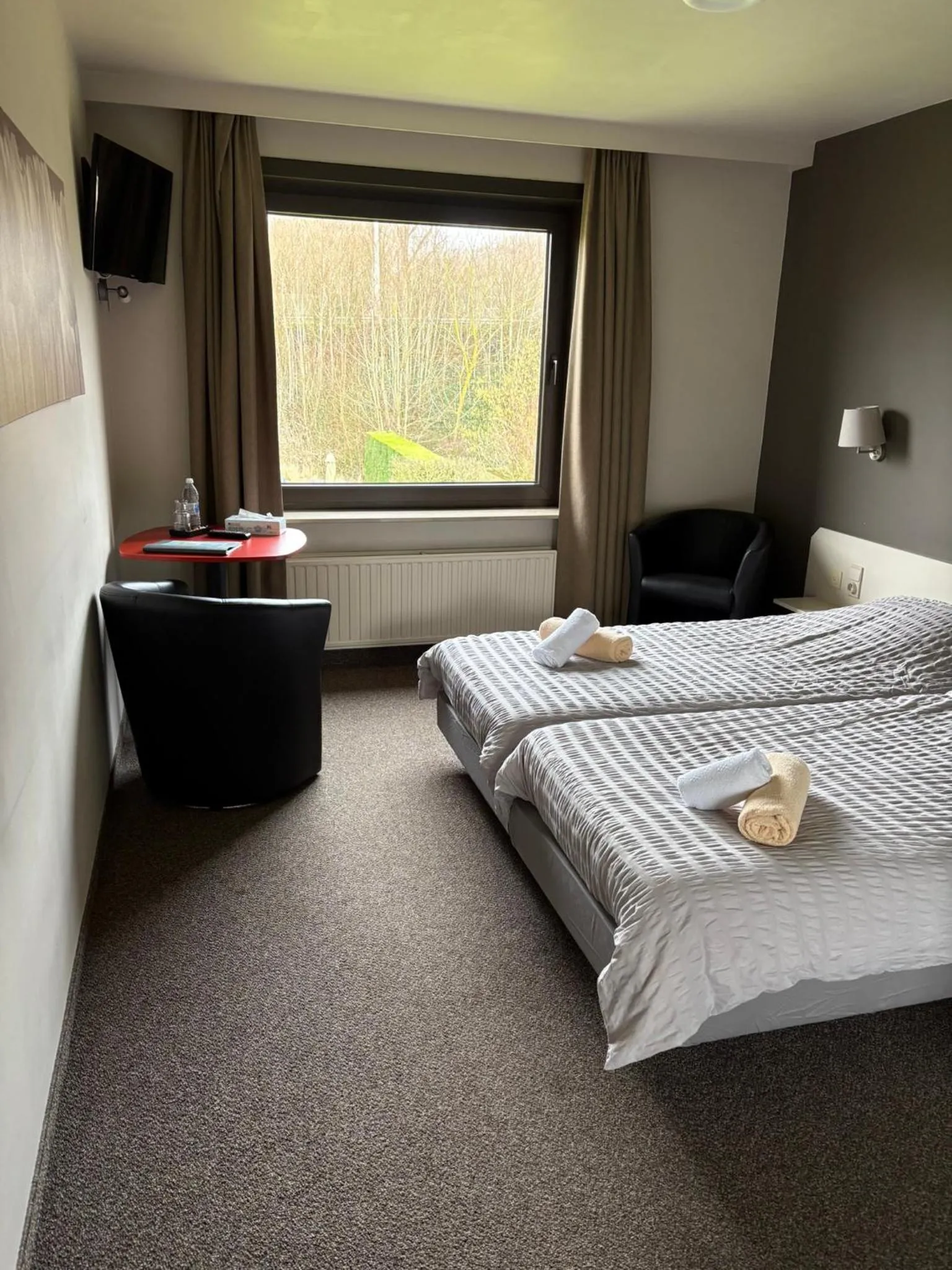 Bedroom, Bed in Hotel en Bistro de Vaart