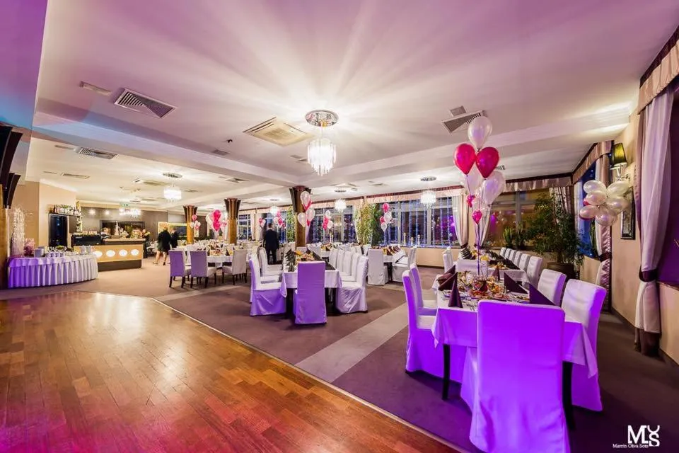 Restaurant/places to eat in Pokoje gościnne Tęczowa