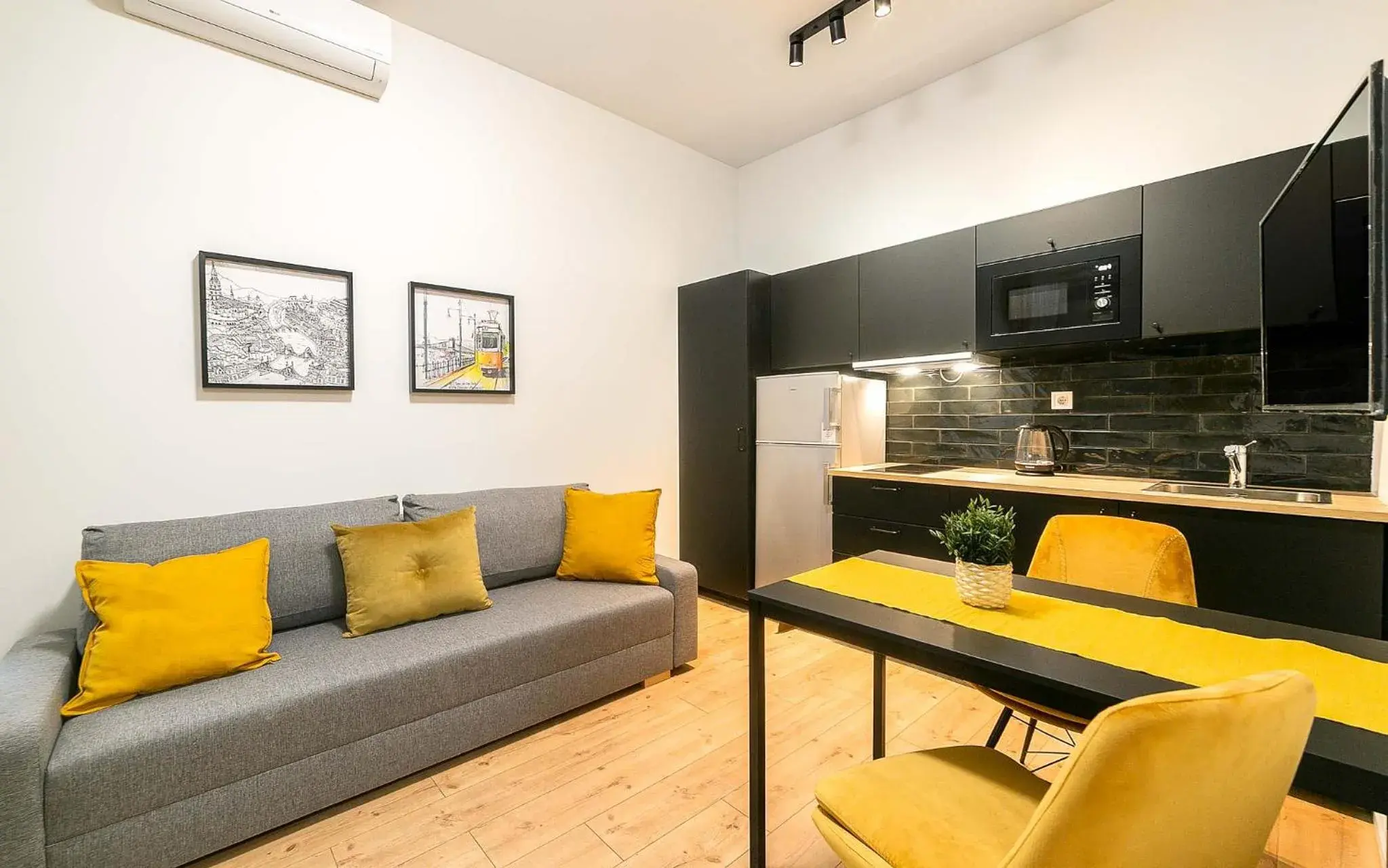 Deluxe Apartment in A13- Boutique Apartments, Best Location, by BQA Deluxe Apartment in A13- Boutique Apartments, Best Location, by BQA