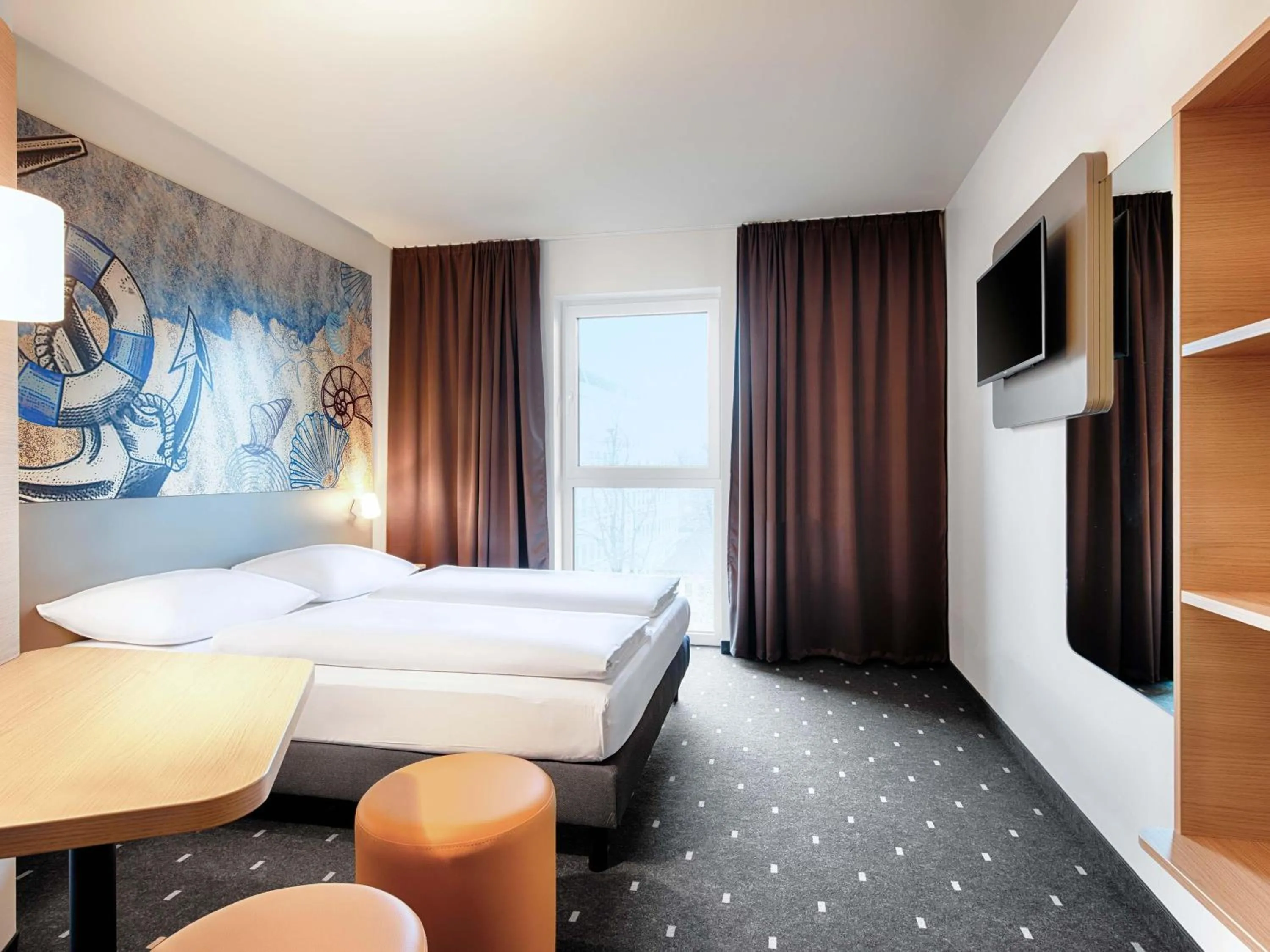 Bed in B&B Hotel Emden