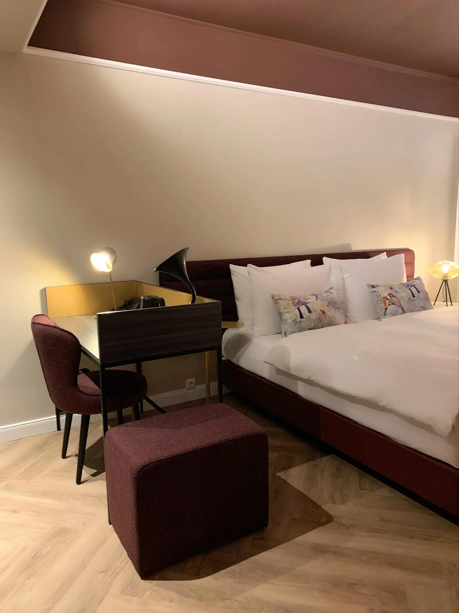 Photo of the whole room, Bed in Maison Viktoria Augsburg