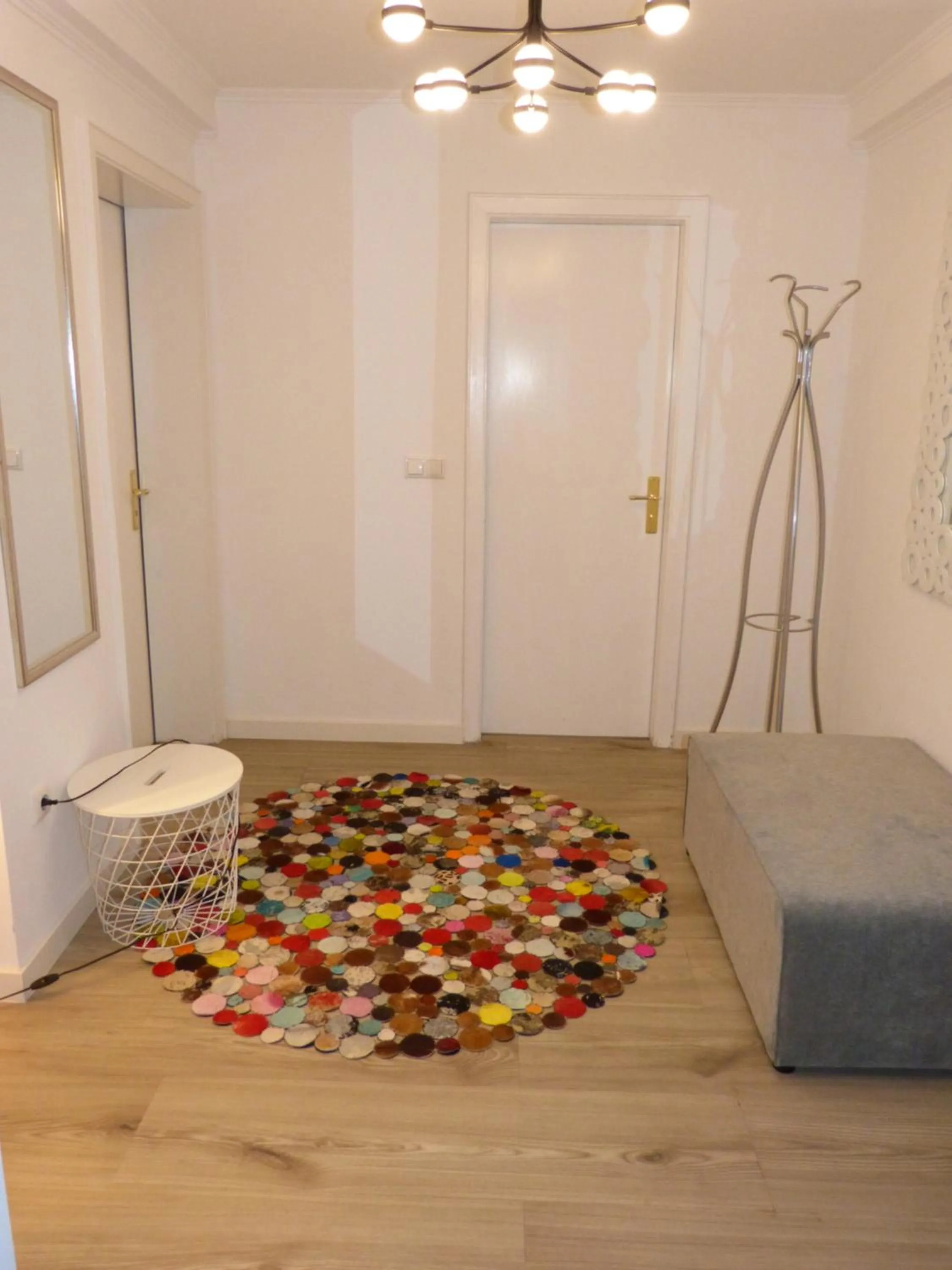 Photo of the whole room, Bed in Maison Viktoria Augsburg