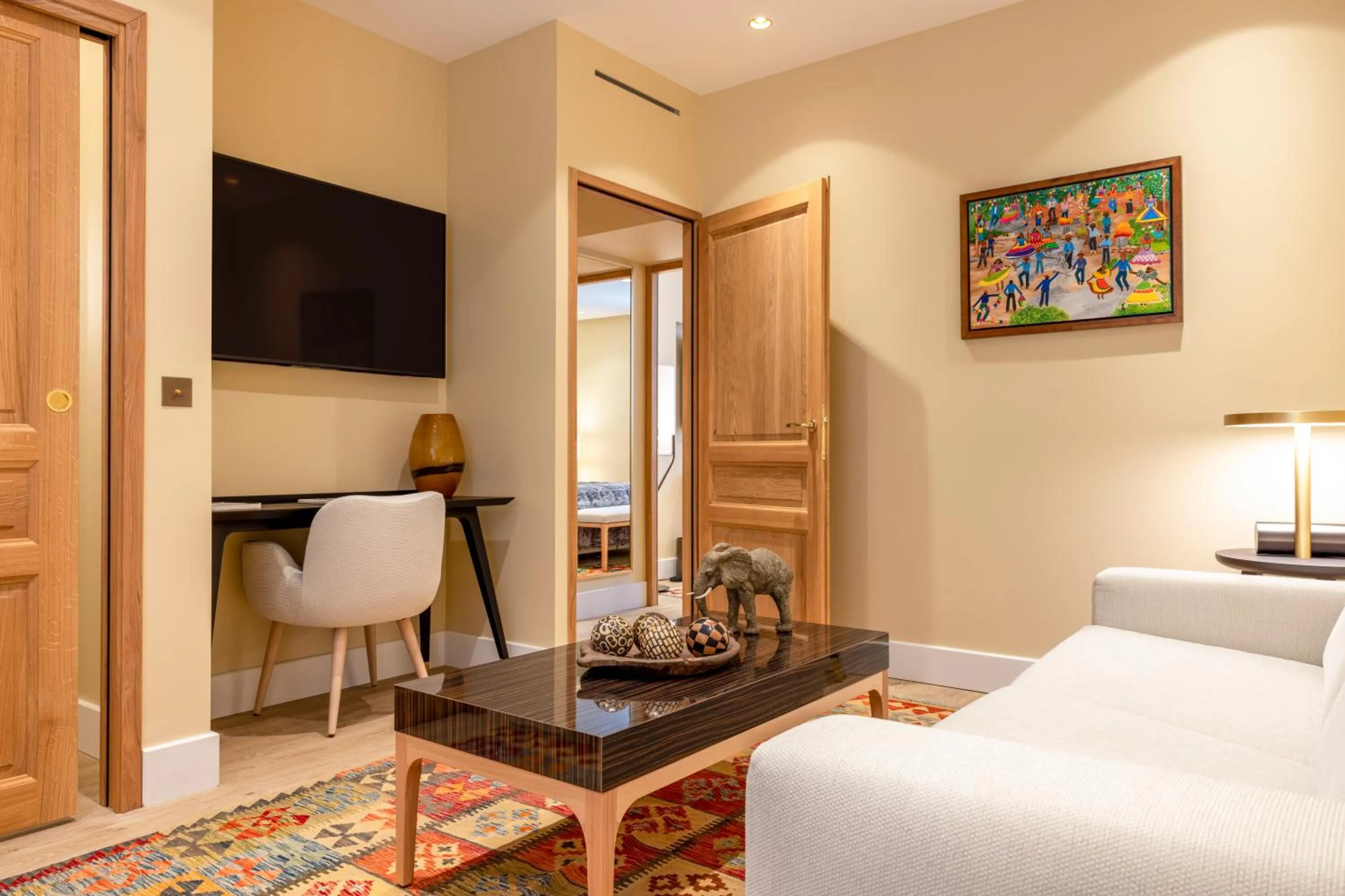 Bed in Hotel La Mère Germaine