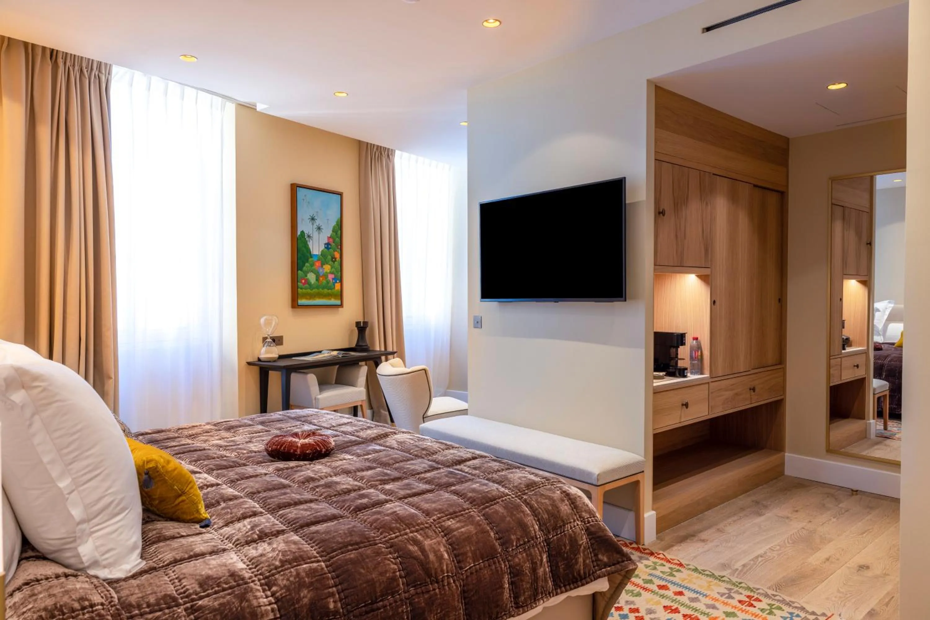 Bed in Hotel La Mère Germaine