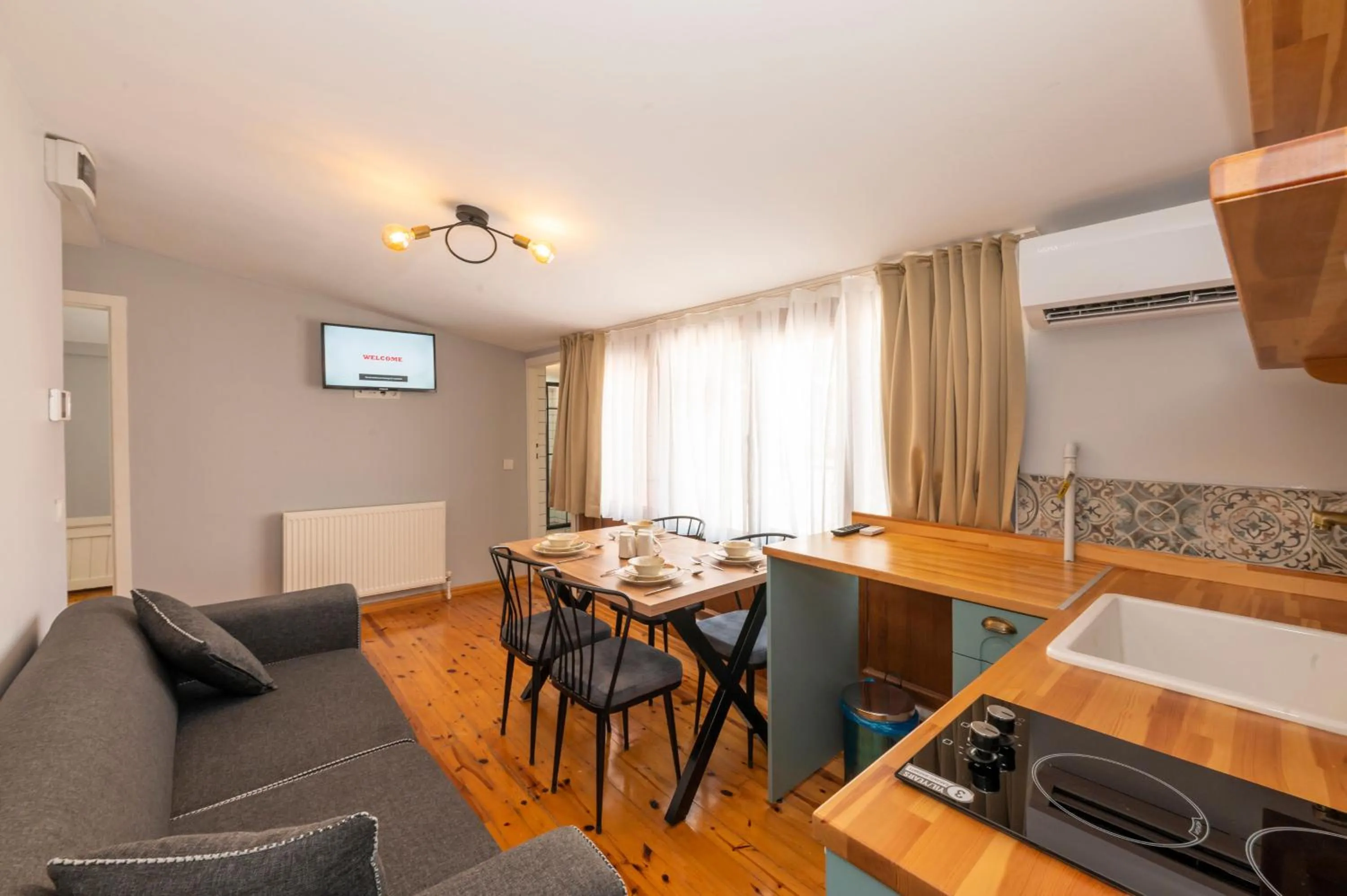 Kitchen or kitchenette in Suites İstanbul